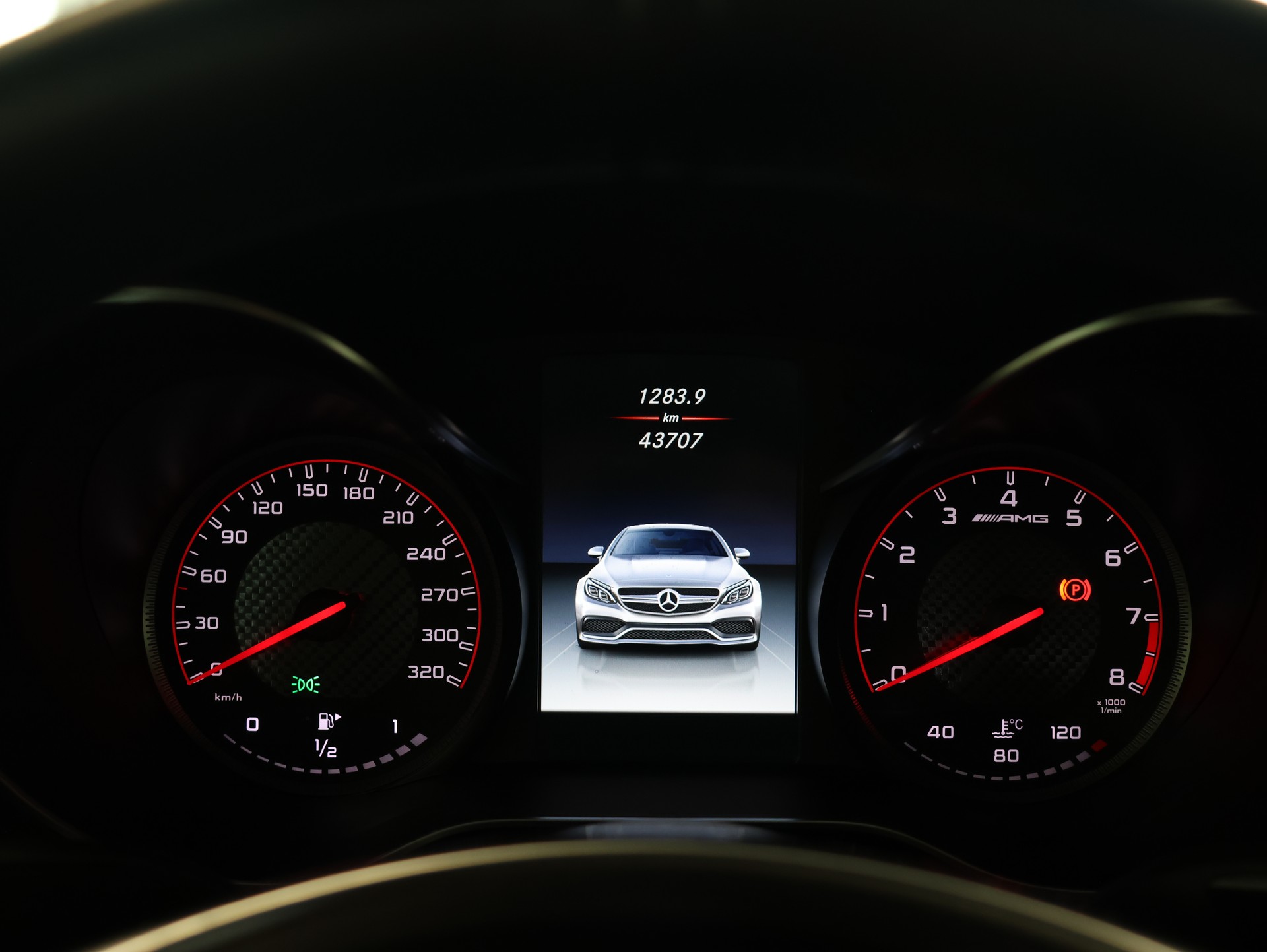MERCEDES-BENZ C 63 S AMG Speedshift *Ohne OPF* *Performance Auspuff* *Burmester*-image-16