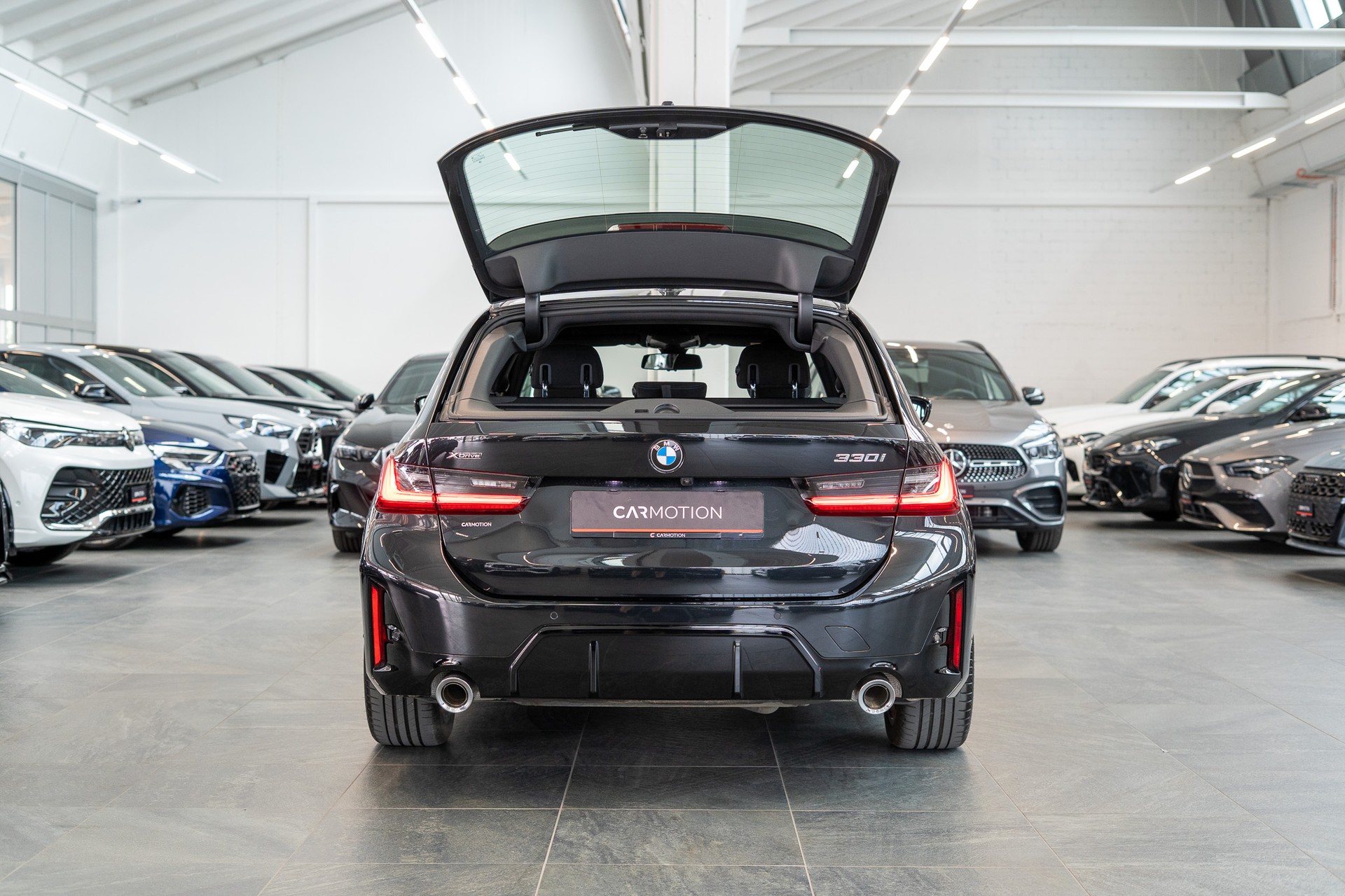 BMW 330i xDrive M Sport Touring / LCI / Rückfahrkamera / el.Heckklappe-image-6