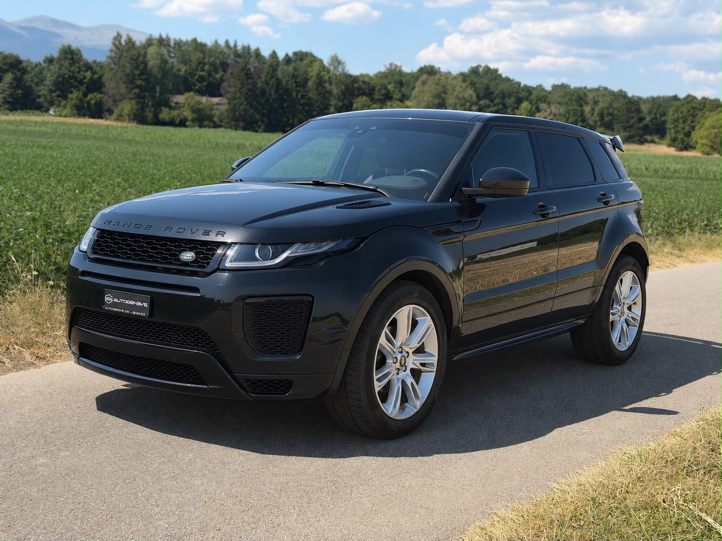 LAND ROVER Range Rover Evoque 2.0 TD4 HSE Dynamic AT9-image-1