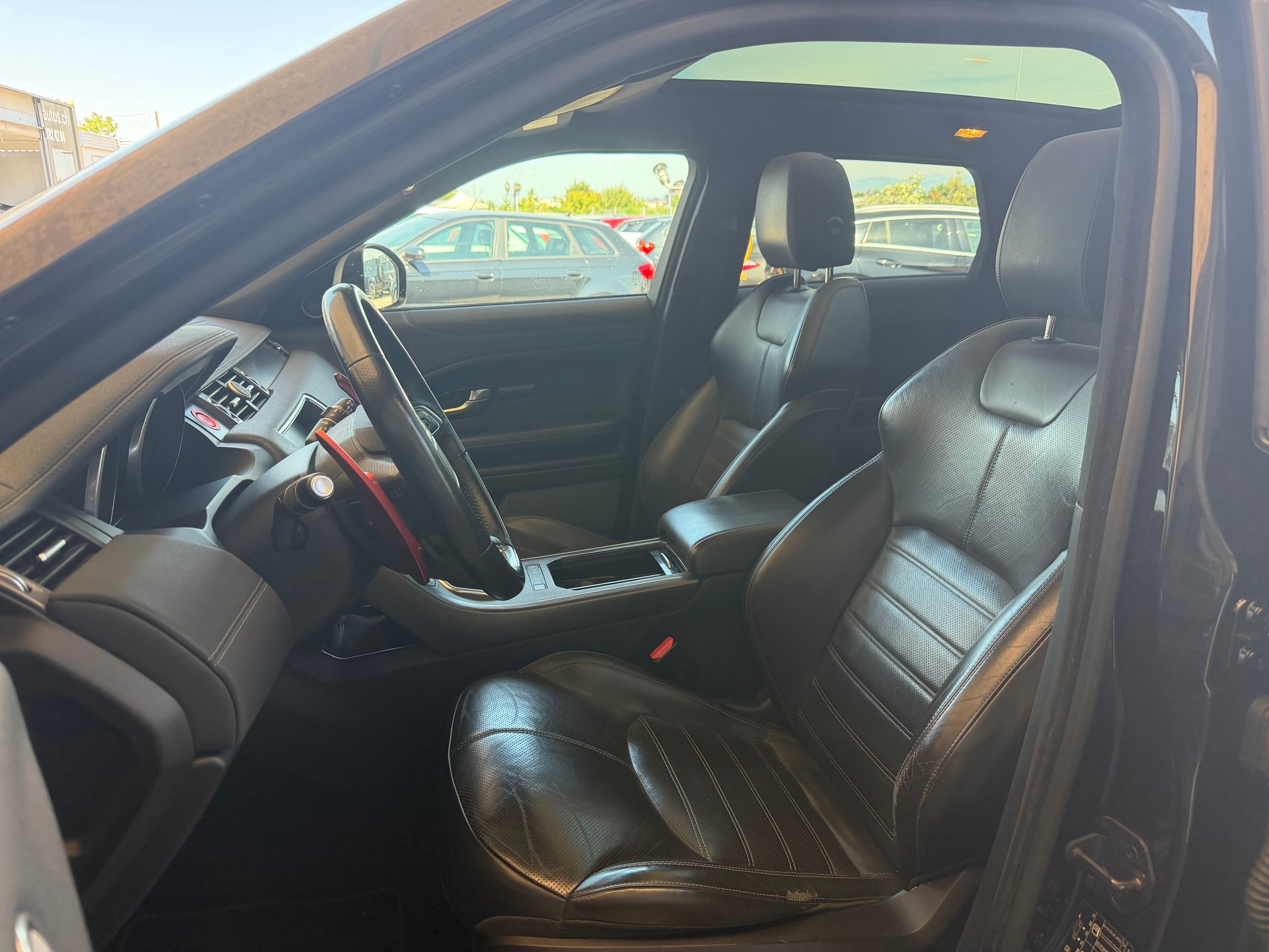 LAND ROVER Range Rover Evoque 2.0 TD4 HSE Dynamic AT9-image-12
