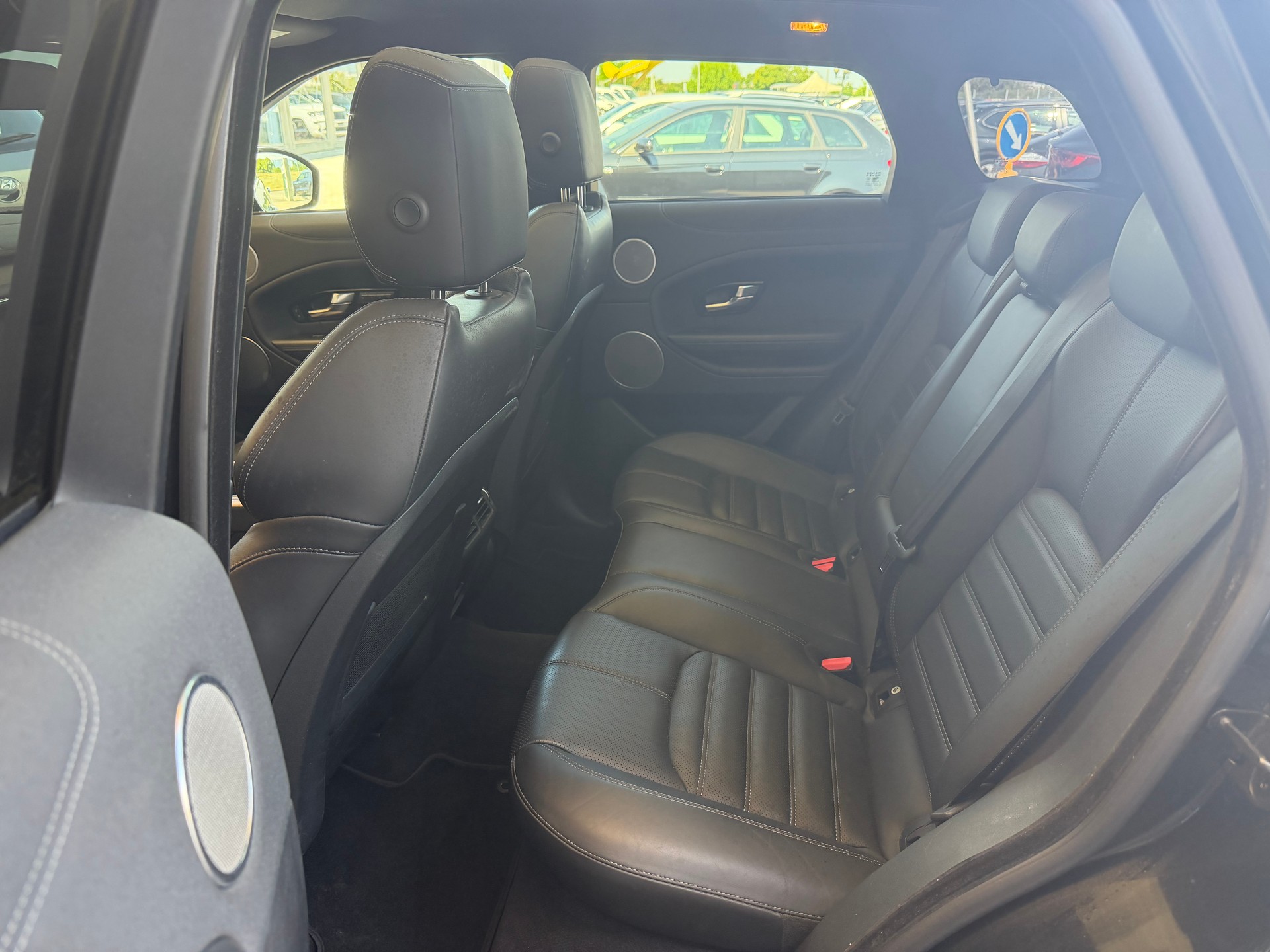LAND ROVER Range Rover Evoque 2.0 TD4 HSE Dynamic AT9-image-13
