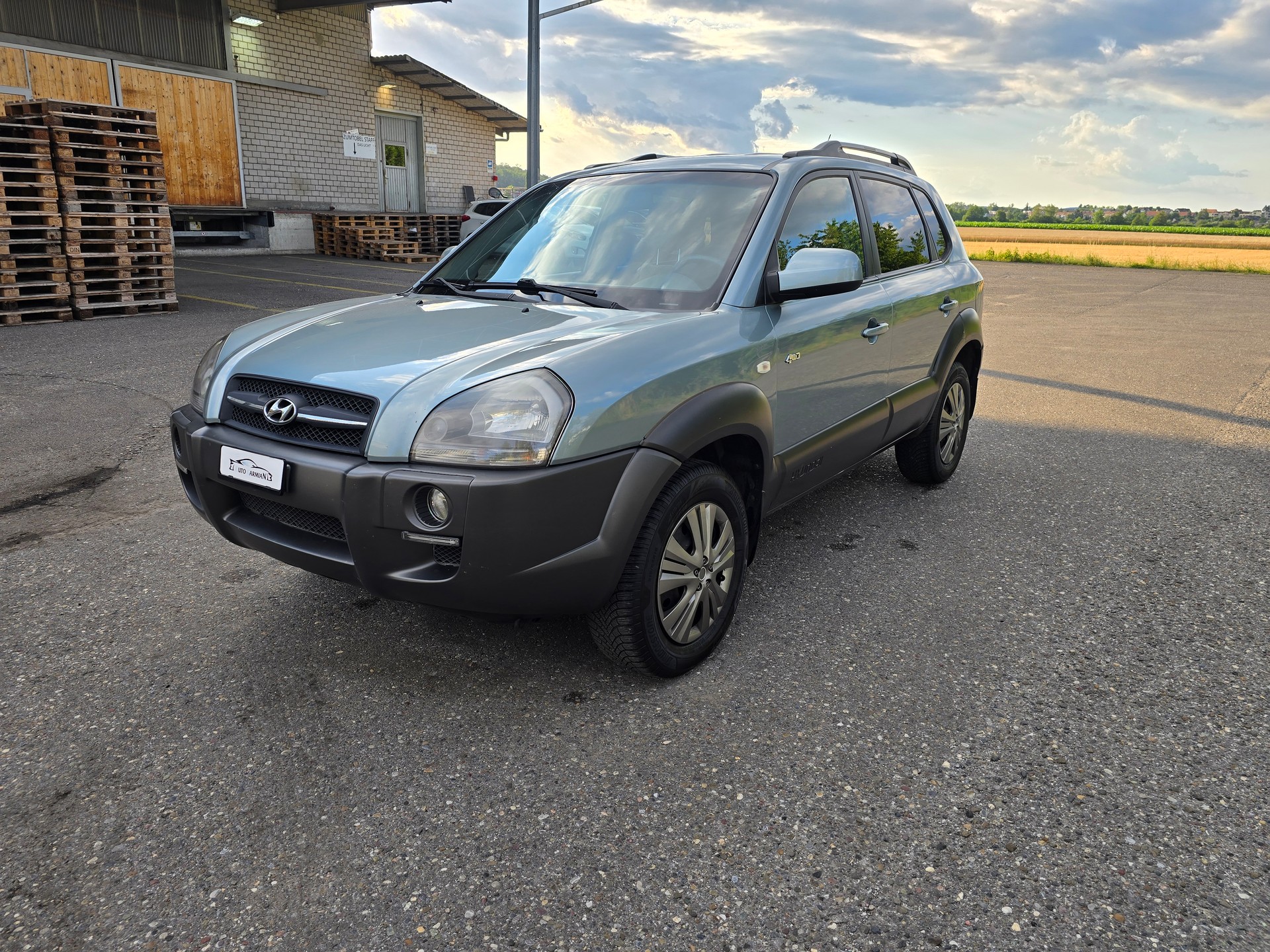 HYUNDAI Tucson 2.0 16V GLS 4WD-image-2