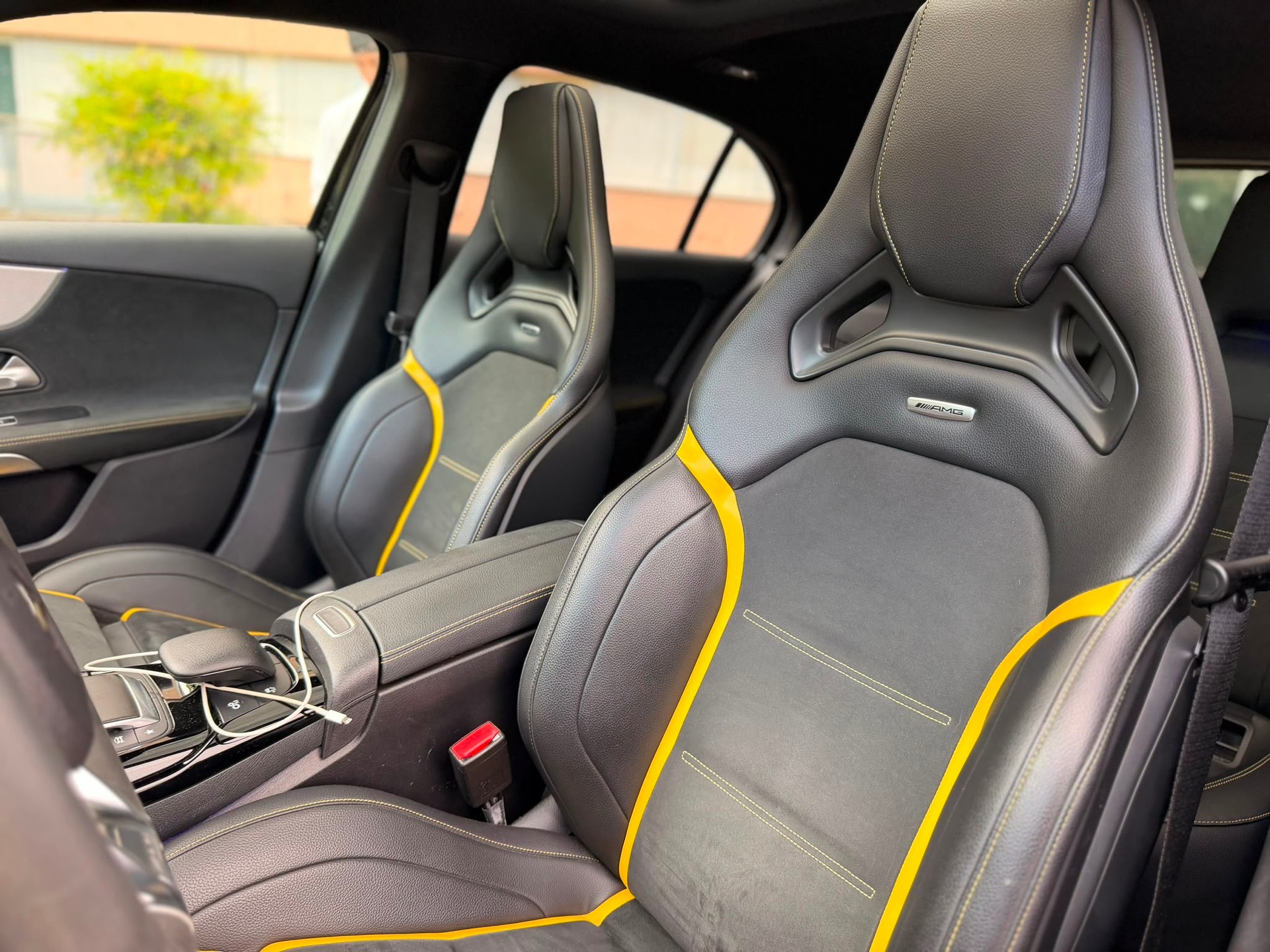MERCEDES-BENZ A 45 S AMG 4matic+-image-2