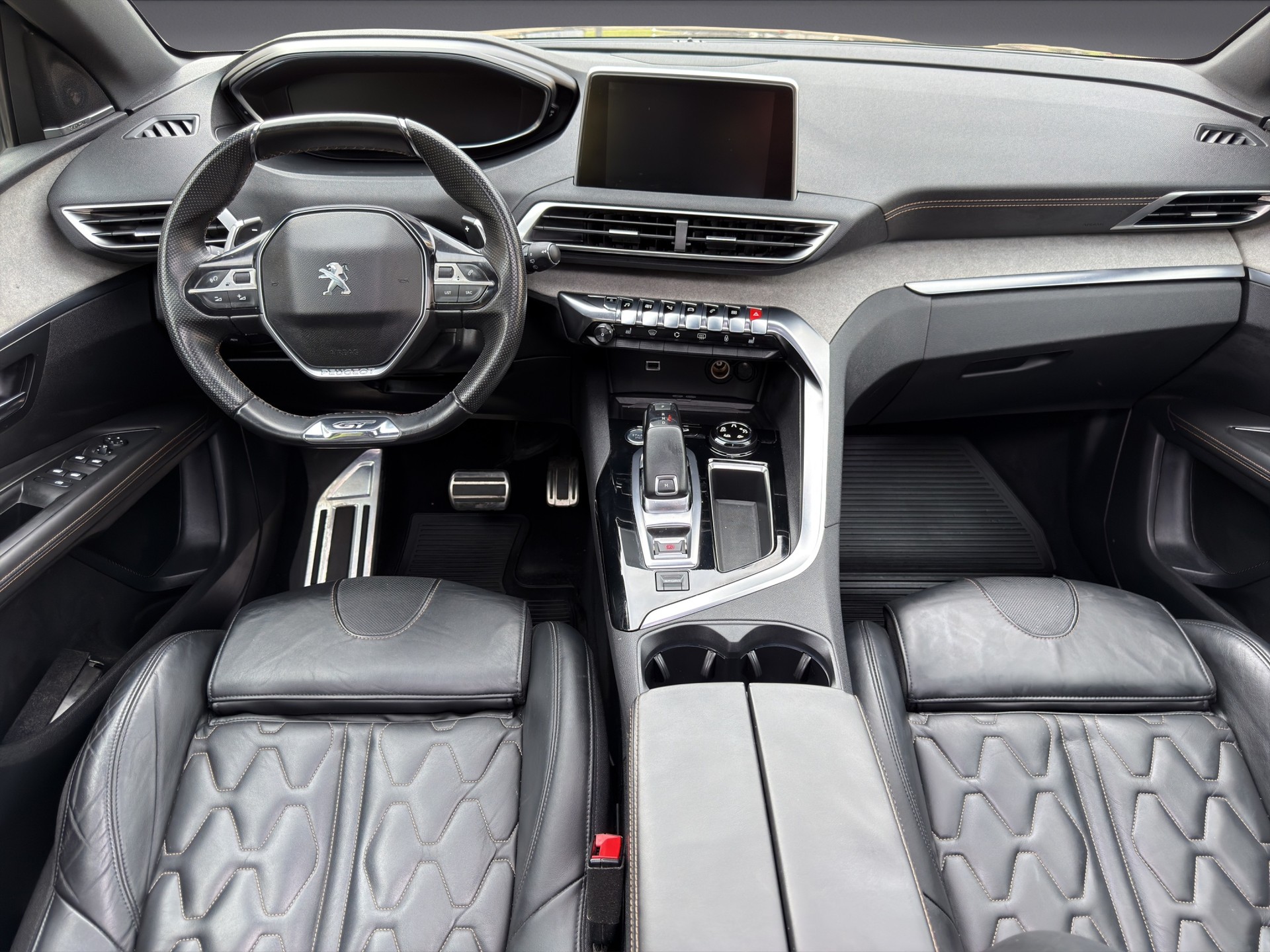 PEUGEOT 3008 2.0 BlueHDi GT EAT-image-12