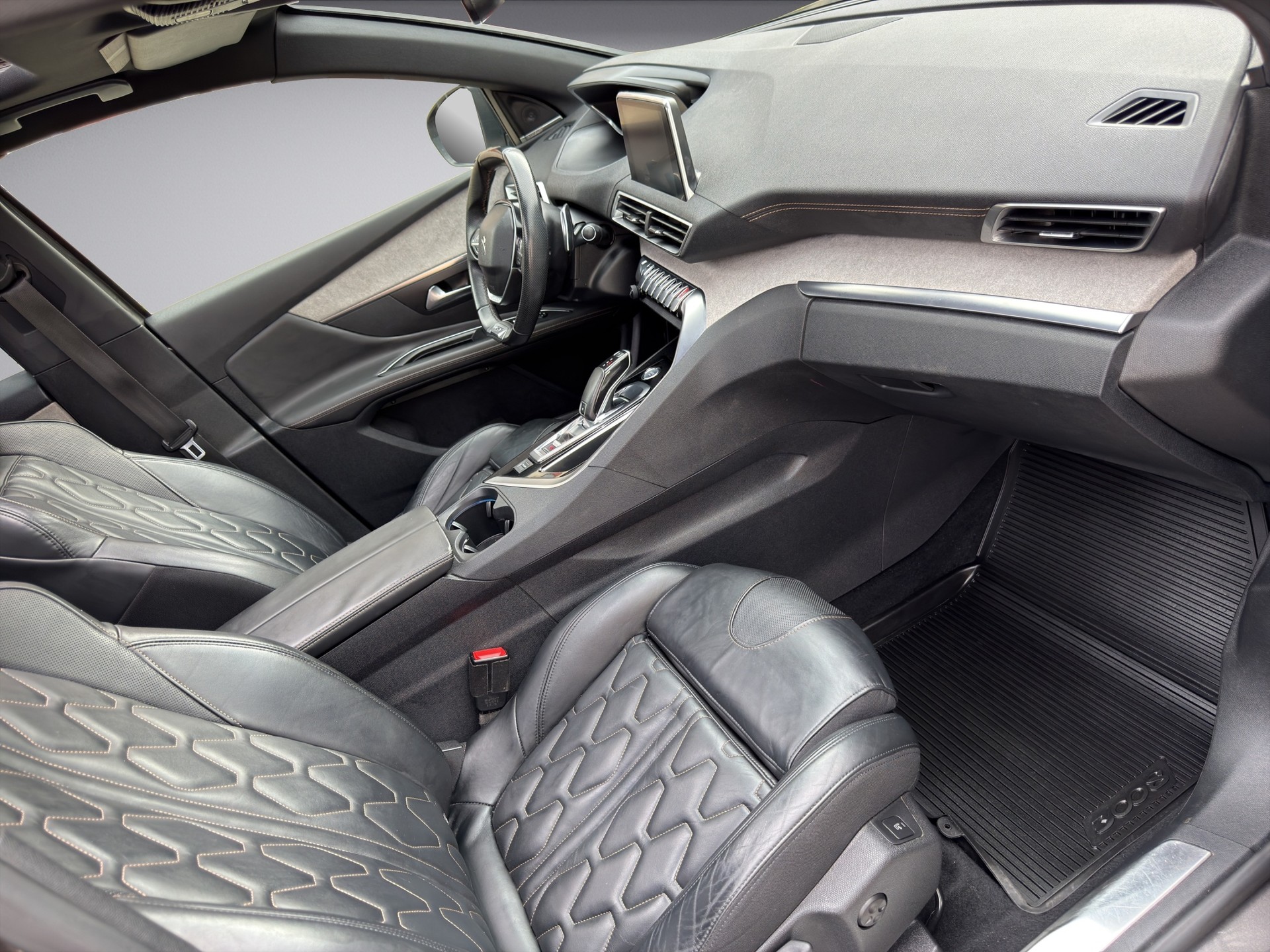 PEUGEOT 3008 2.0 BlueHDi GT EAT-image-10