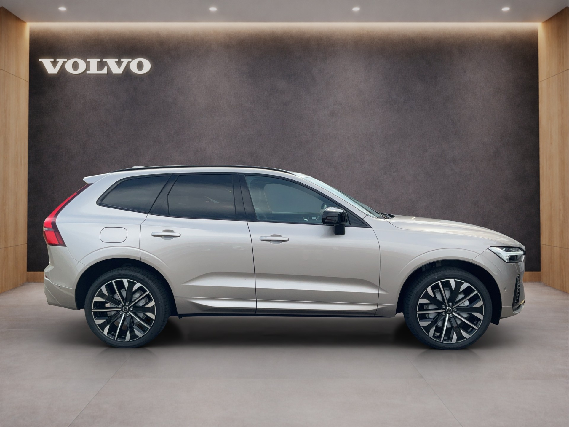 VOLVO XC60 2.0 B5 MH Ultra Dark AWD-image-5