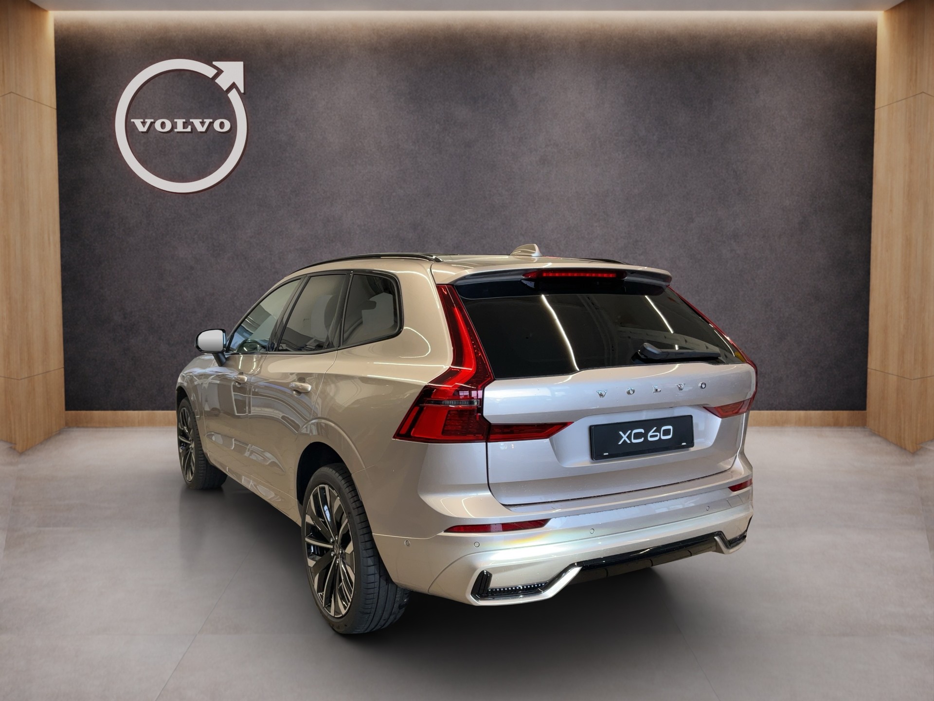 VOLVO XC60 2.0 B5 MH Ultra Dark AWD-image-3