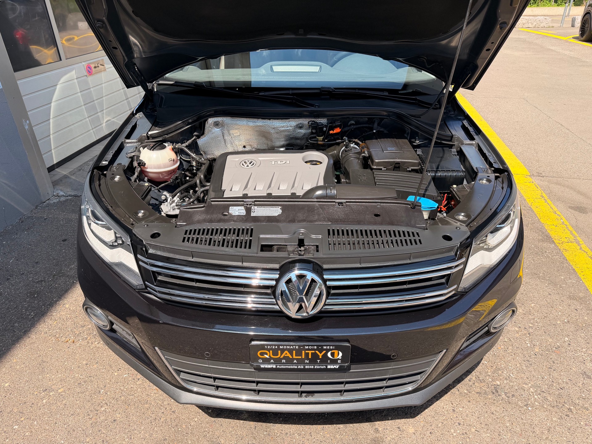VW Tiguan 2.0 TDI BlueMotion Sport&Style 4Motion-image-13