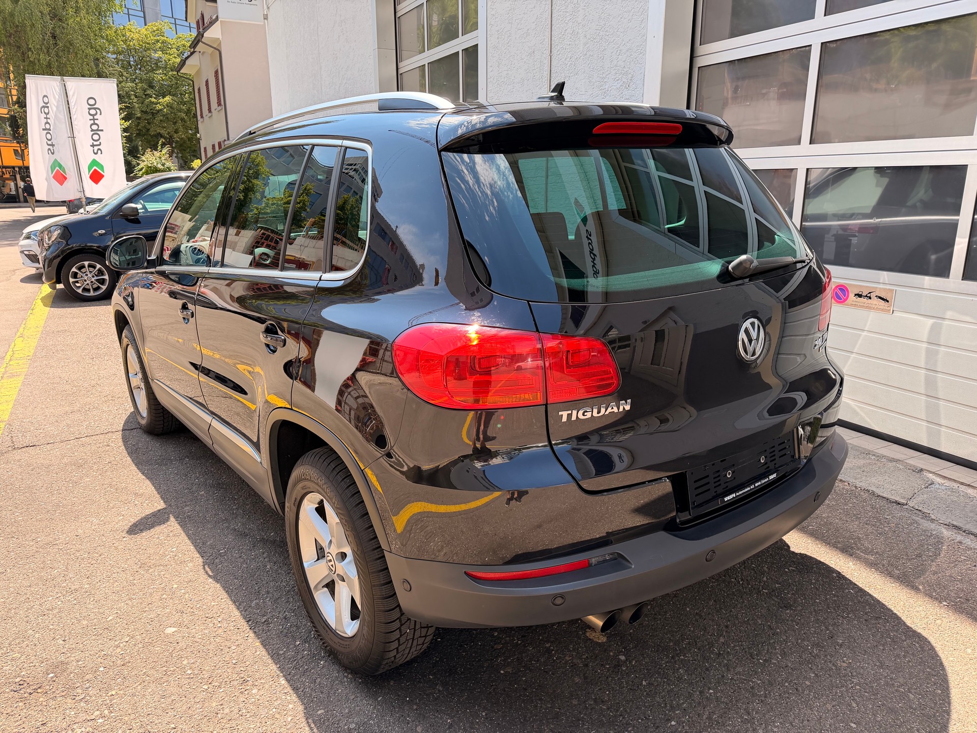 VW Tiguan 2.0 TDI BlueMotion Sport&Style 4Motion-image-4