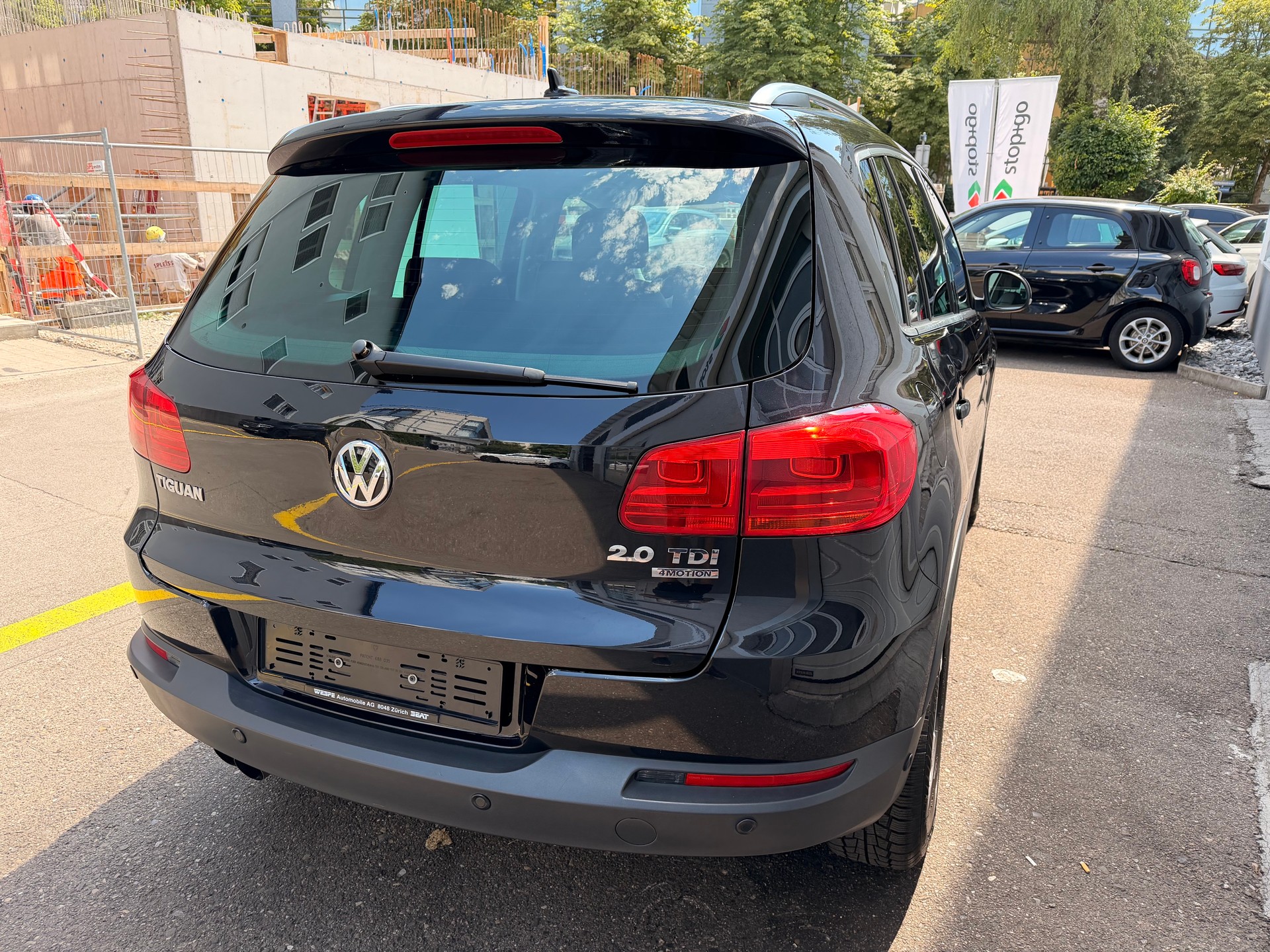 VW Tiguan 2.0 TDI BlueMotion Sport&Style 4Motion-image-5