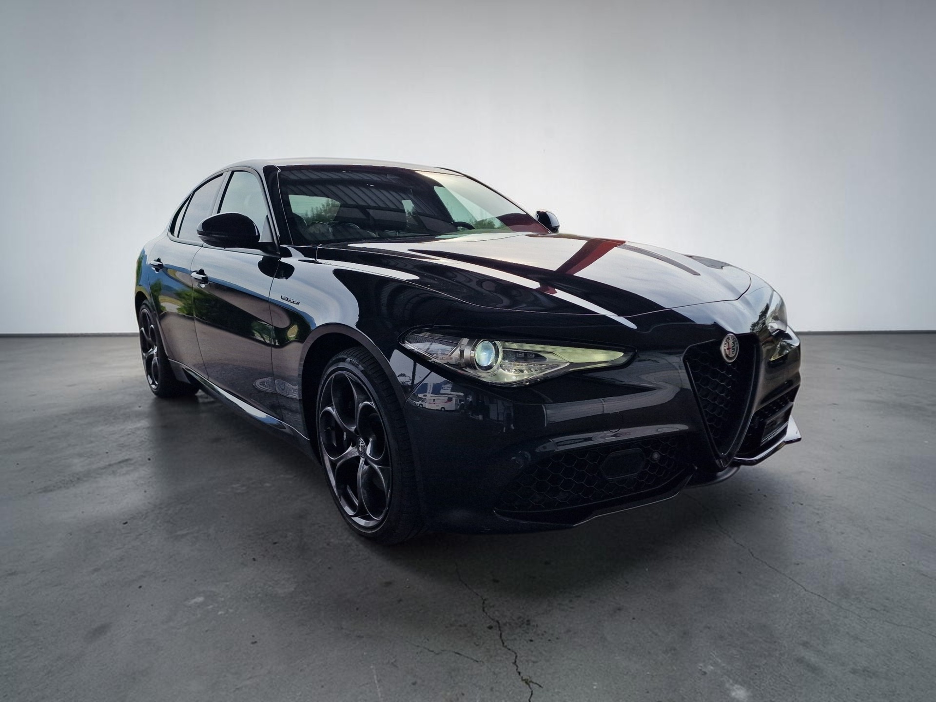 ALFA ROMEO Giulia 2.0 Veloce Q4 Automatic8x Alu 24Mt Gara-image-3