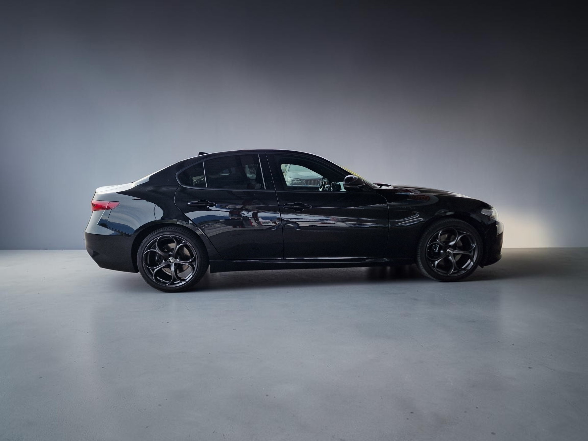 ALFA ROMEO Giulia 2.0 Veloce Q4 Automatic8x Alu 24Mt Gara-image-4