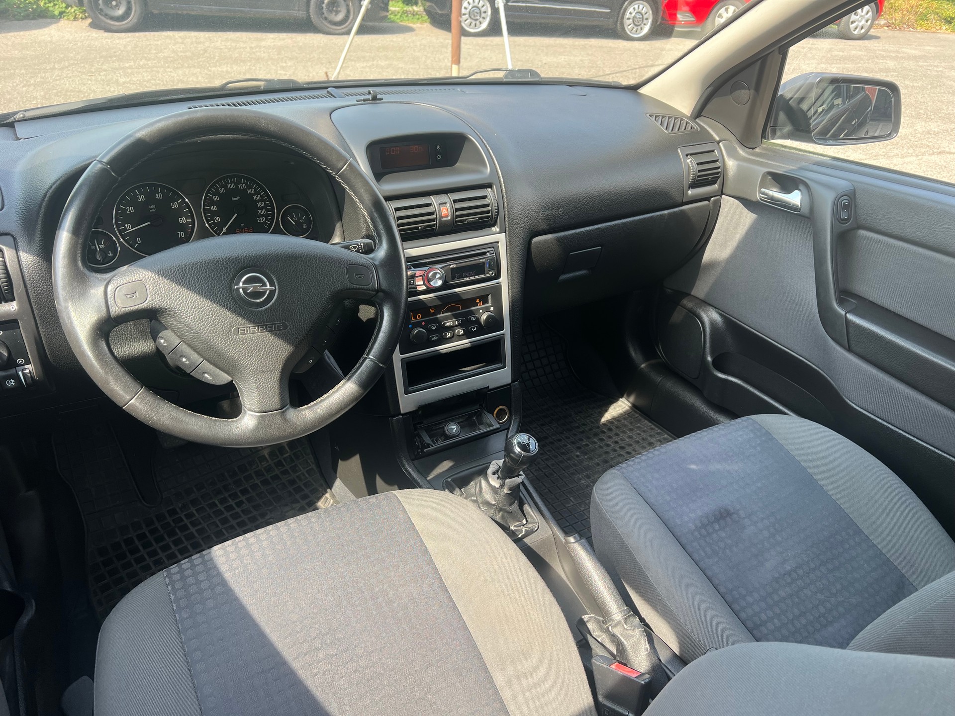 OPEL Astra 1.6i 16V Club-image-6