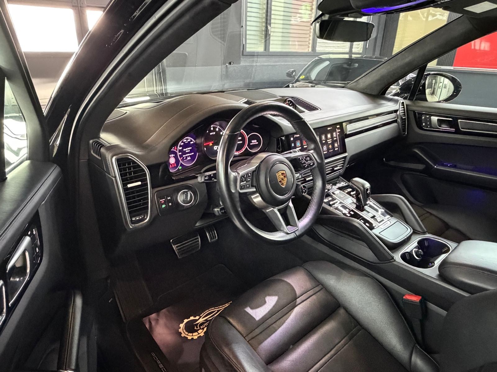 PORSCHE Cayenne 4.0 V8 GTS-image-8