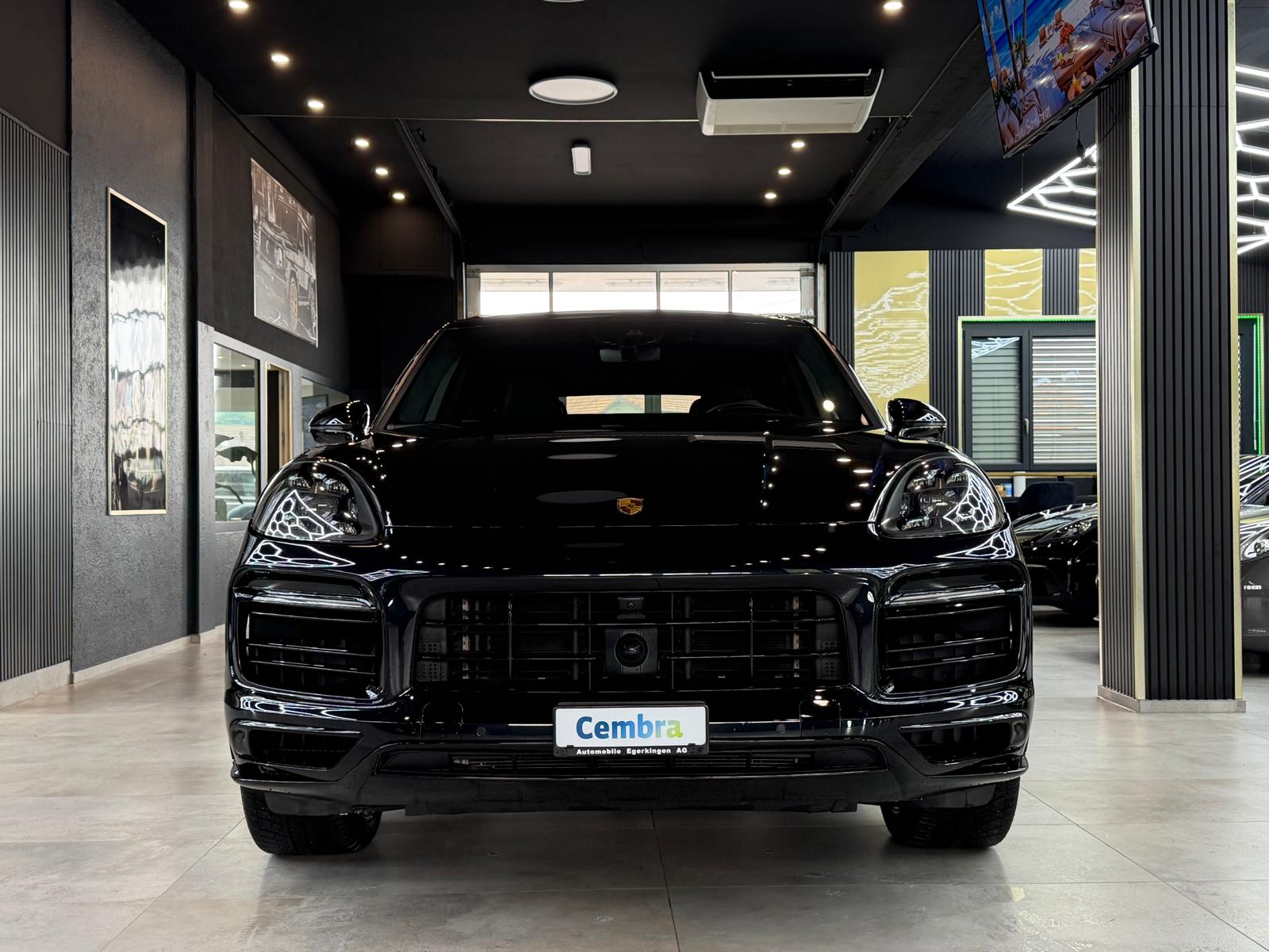 PORSCHE Cayenne 4.0 V8 GTS-image-1
