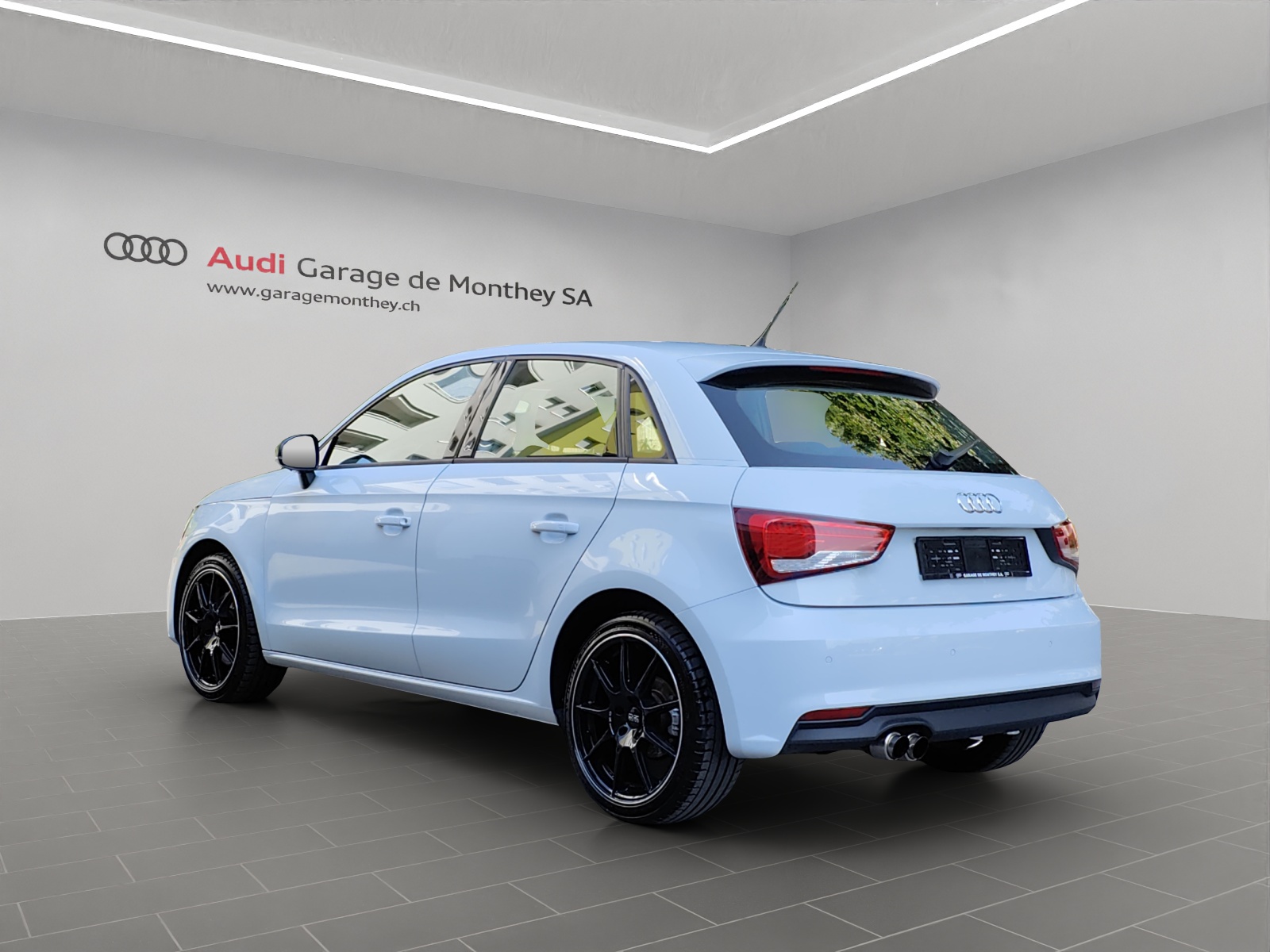 AUDI A1 Sportback 1.4 TFSI Sport S-tronic-image-2