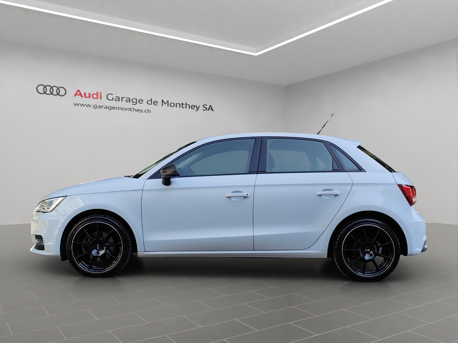 AUDI A1 Sportback 1.4 TFSI Sport S-tronic-image-1
