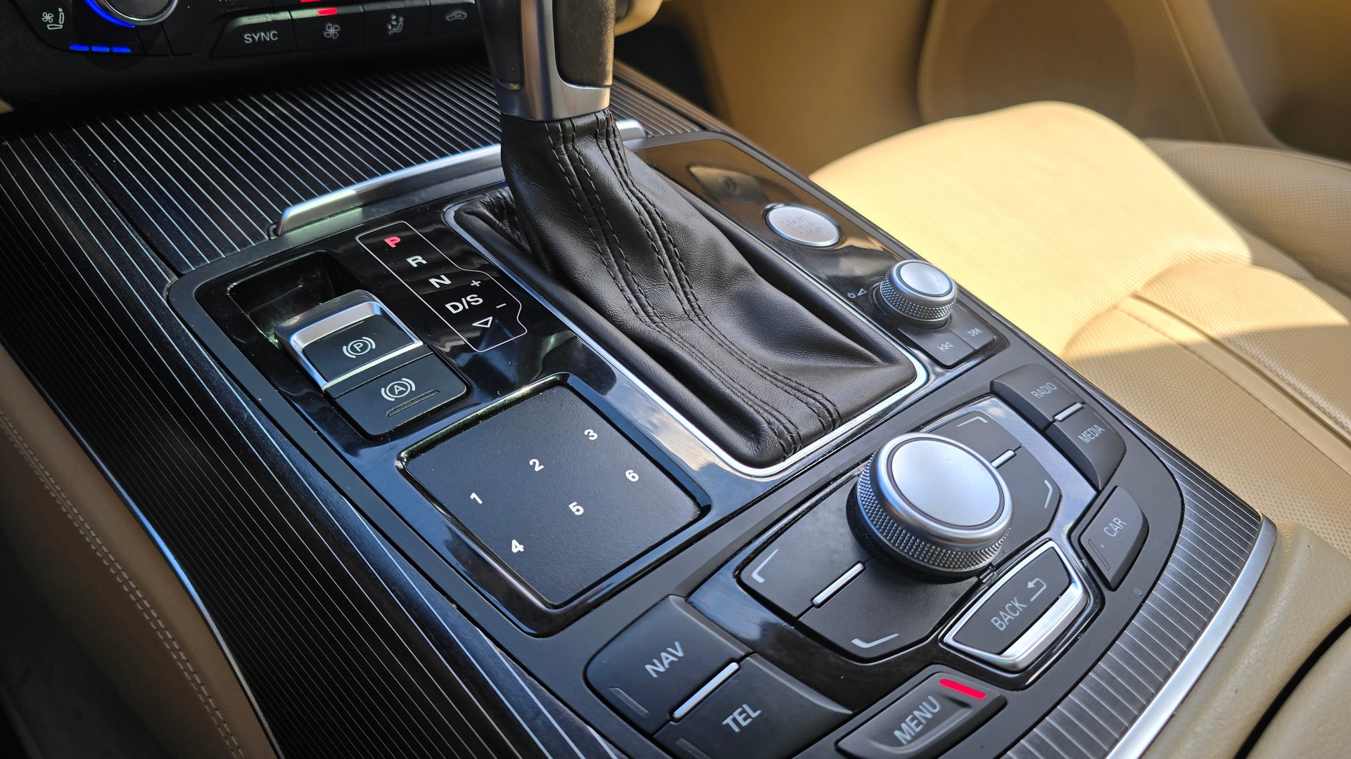 AUDI A6 Limousine 3.0 BiTDI V6 quattro tiptronic-image-21