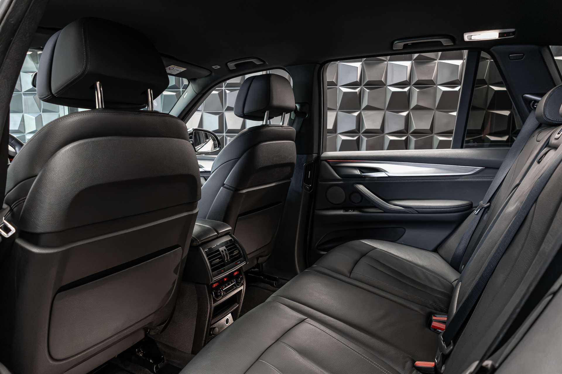 BMW X5 xDrive 30d M Sport Steptronic-image-22
