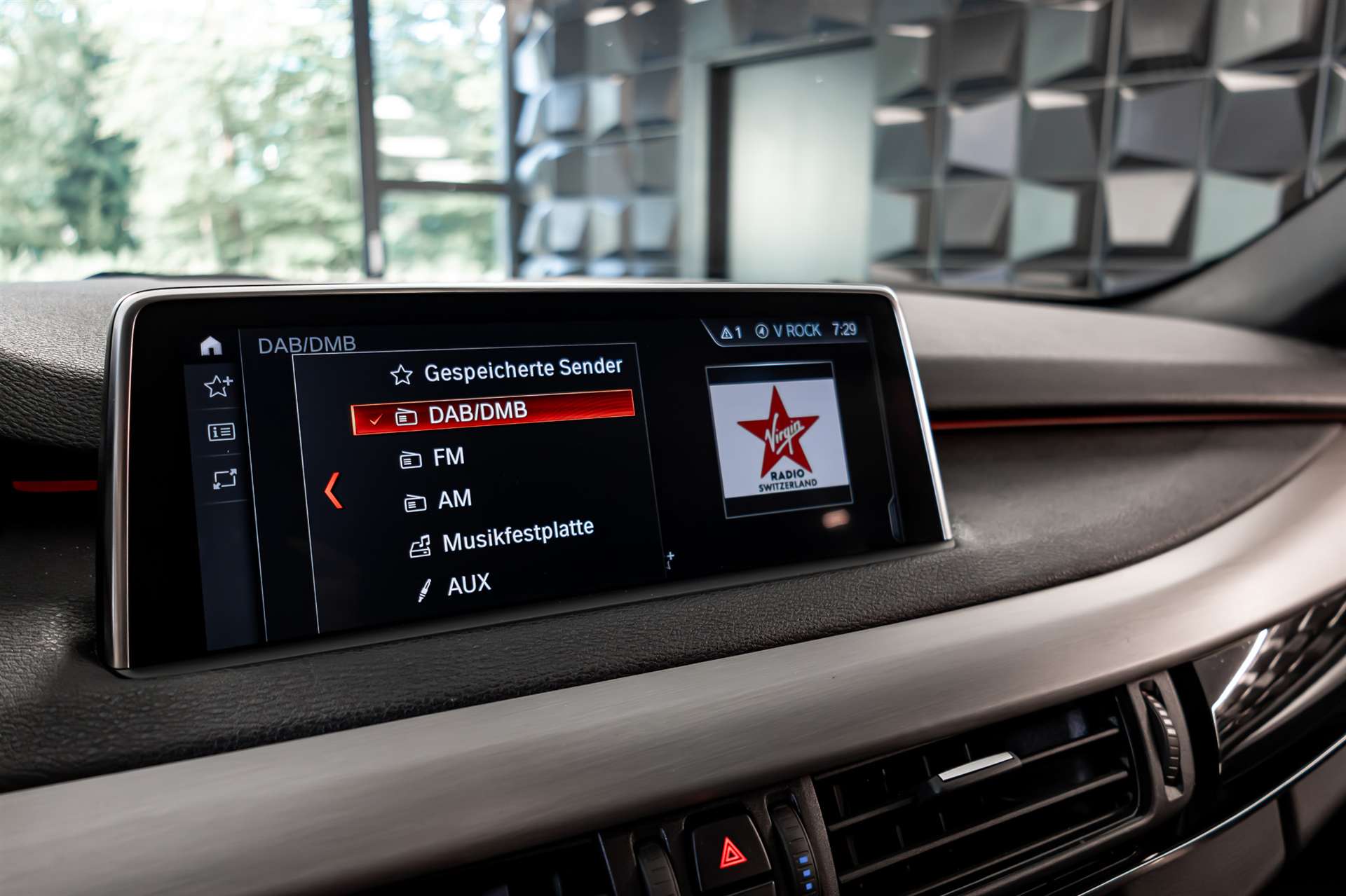 BMW X5 xDrive 30d M Sport Steptronic-image-16