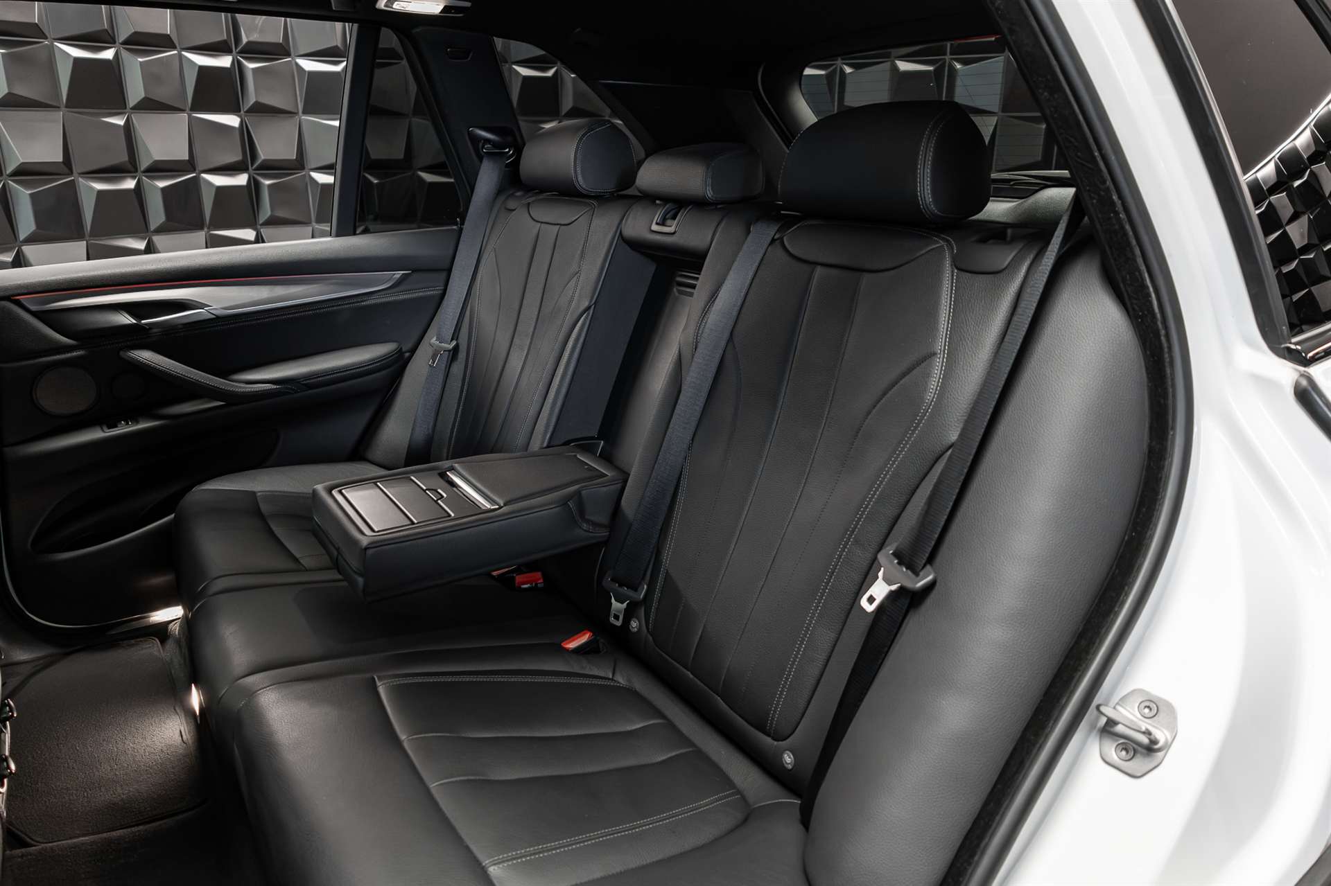 BMW X5 xDrive 30d M Sport Steptronic-image-23