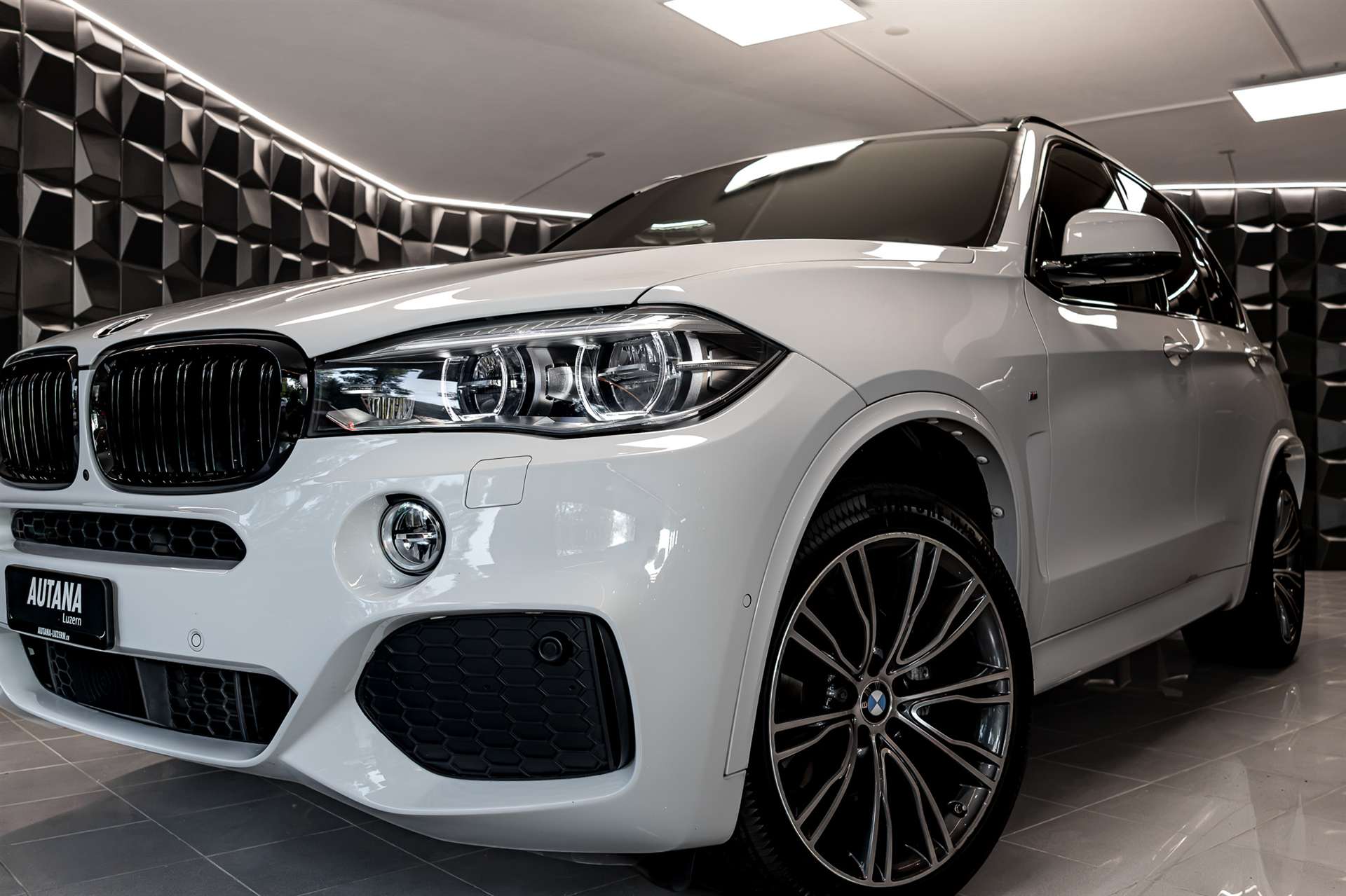 BMW X5 xDrive 30d M Sport Steptronic-image-27