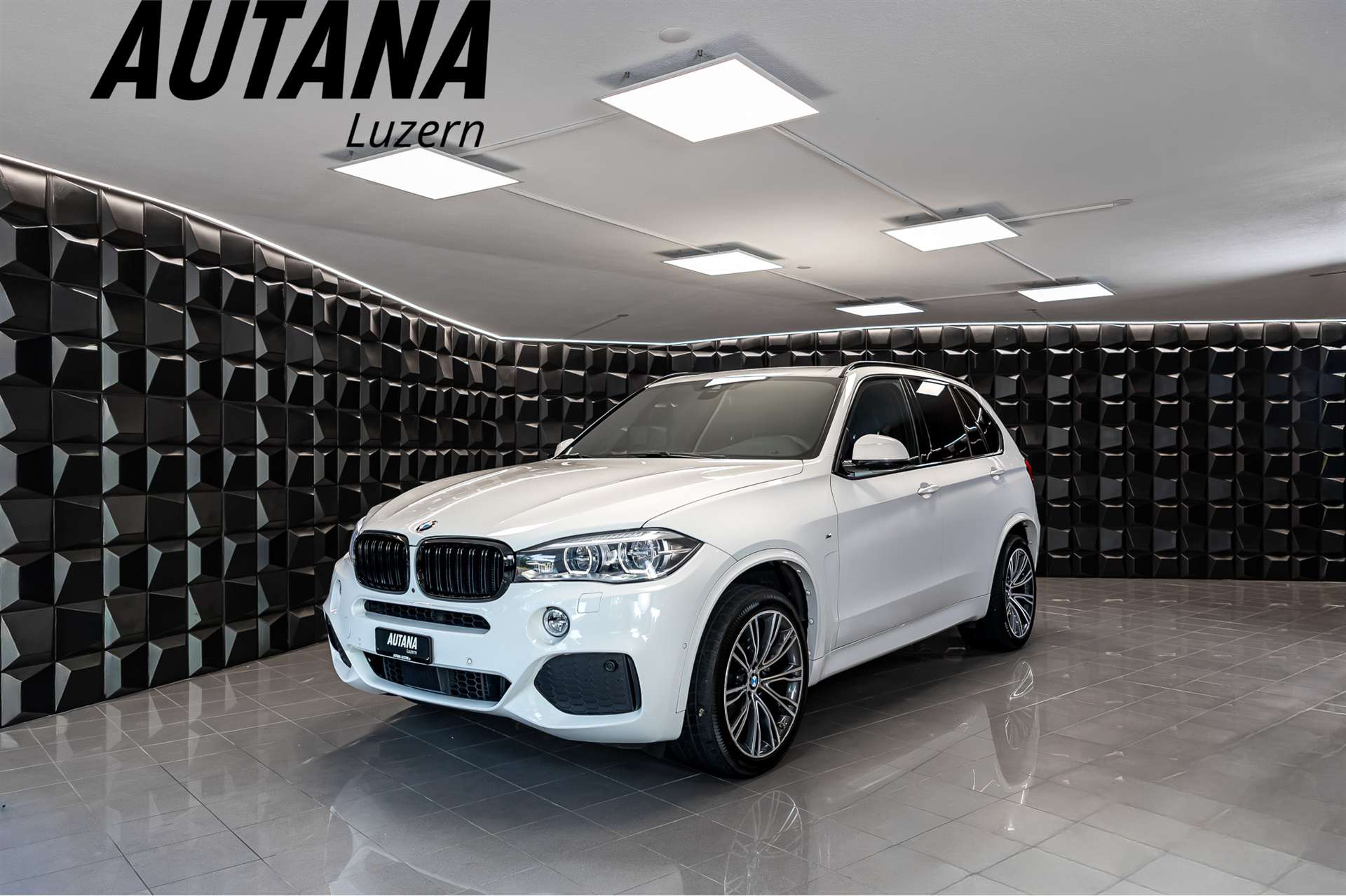 BMW X5 xDrive 30d M Sport Steptronic-image-0