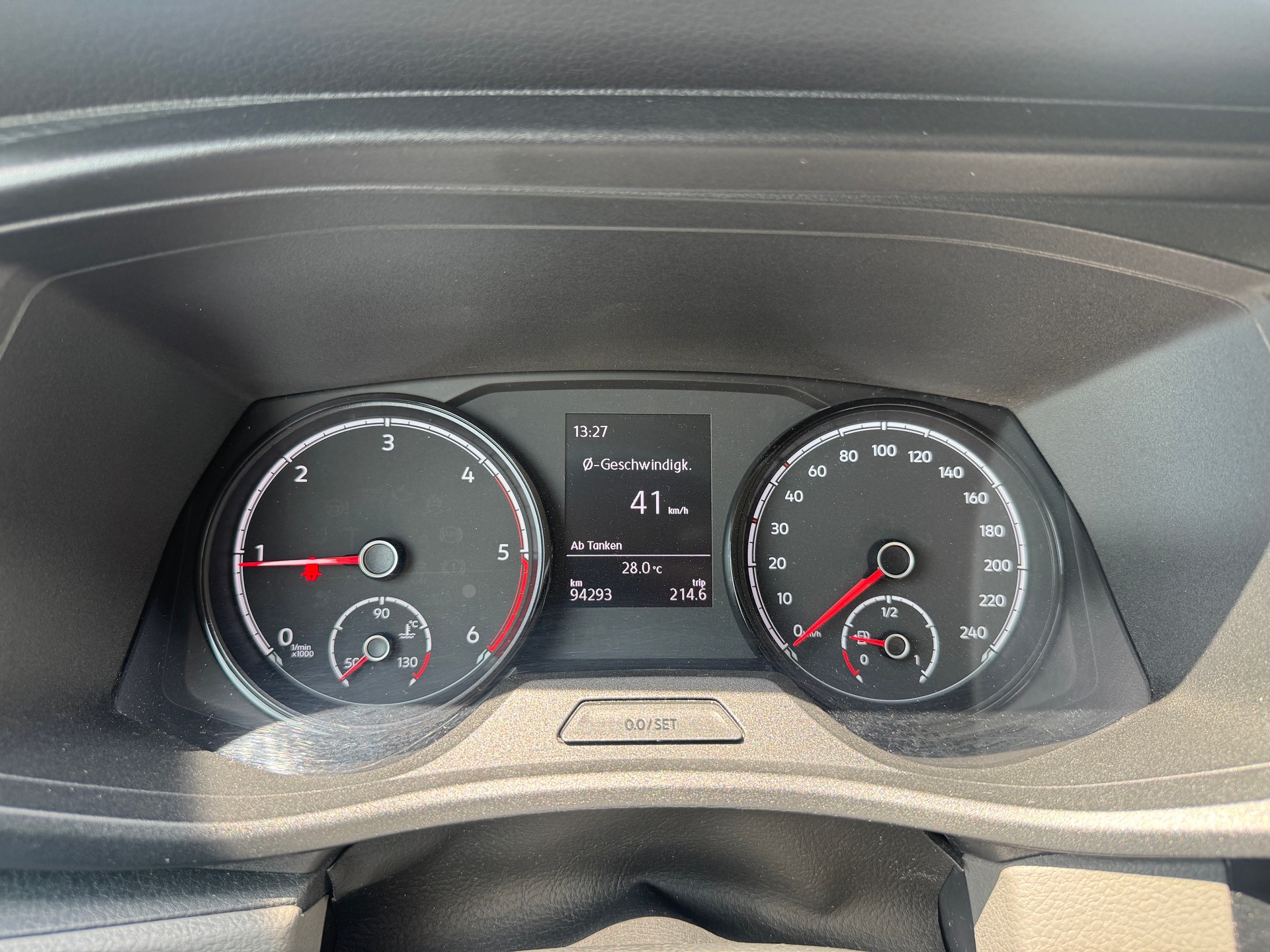 VW T6.1 2.0 TDI Entry-image-10