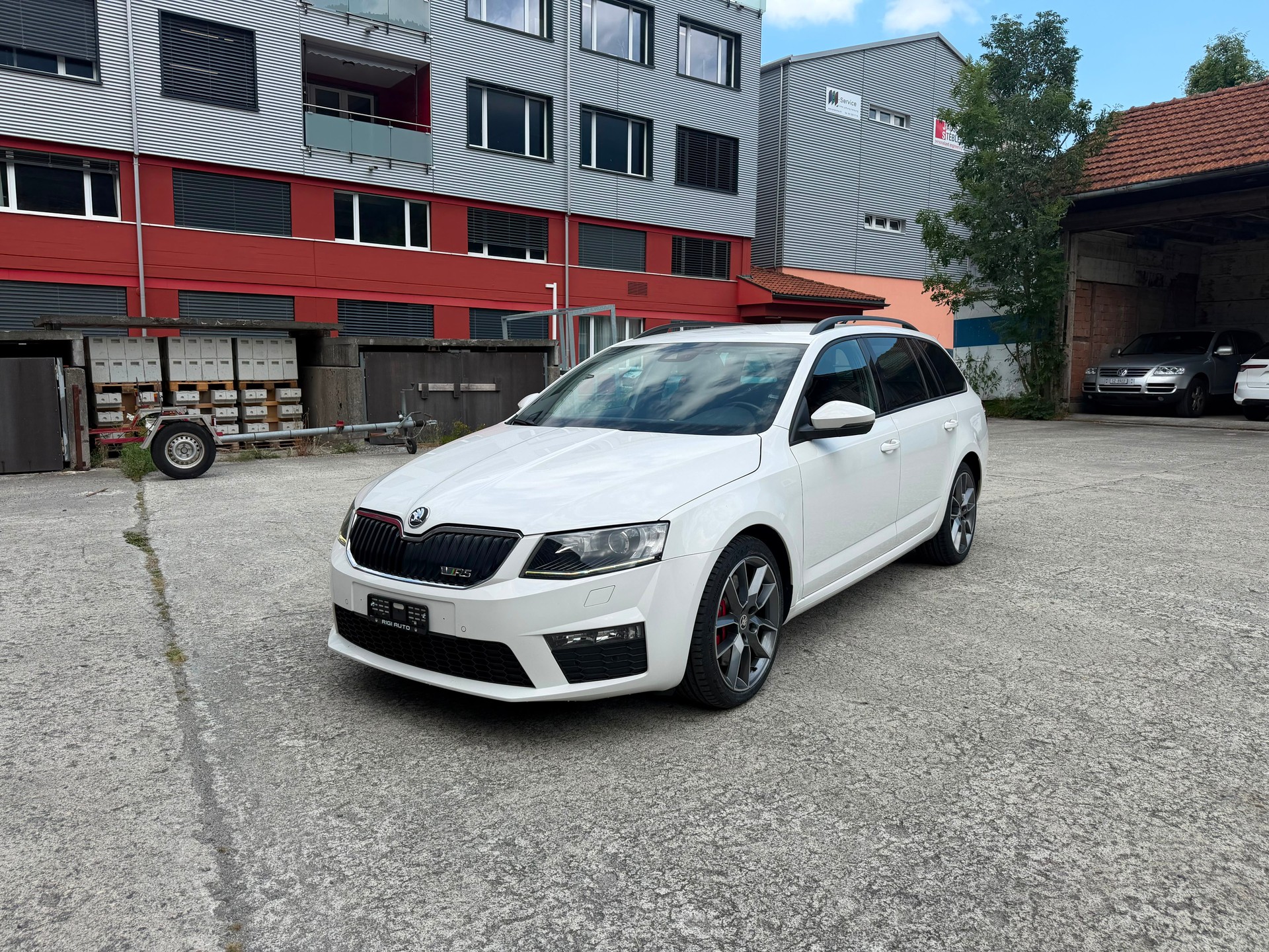 SKODA Octavia Combi 2.0 TSI RS DSG-image-1