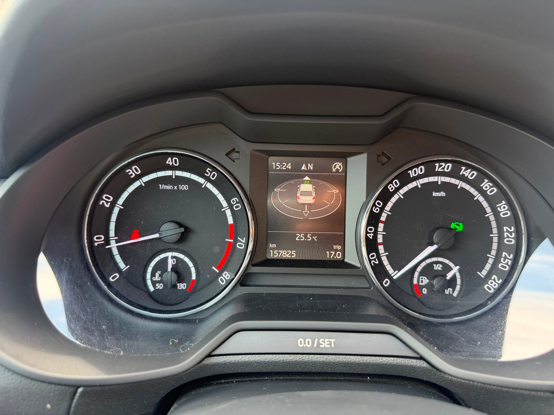 SKODA Octavia Combi 2.0 TSI RS DSG-image-13
