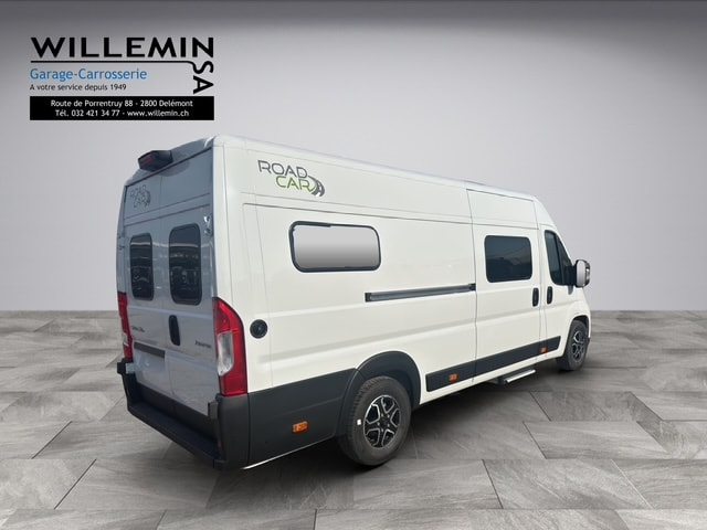 ROADCAR R640 AT8-image-1