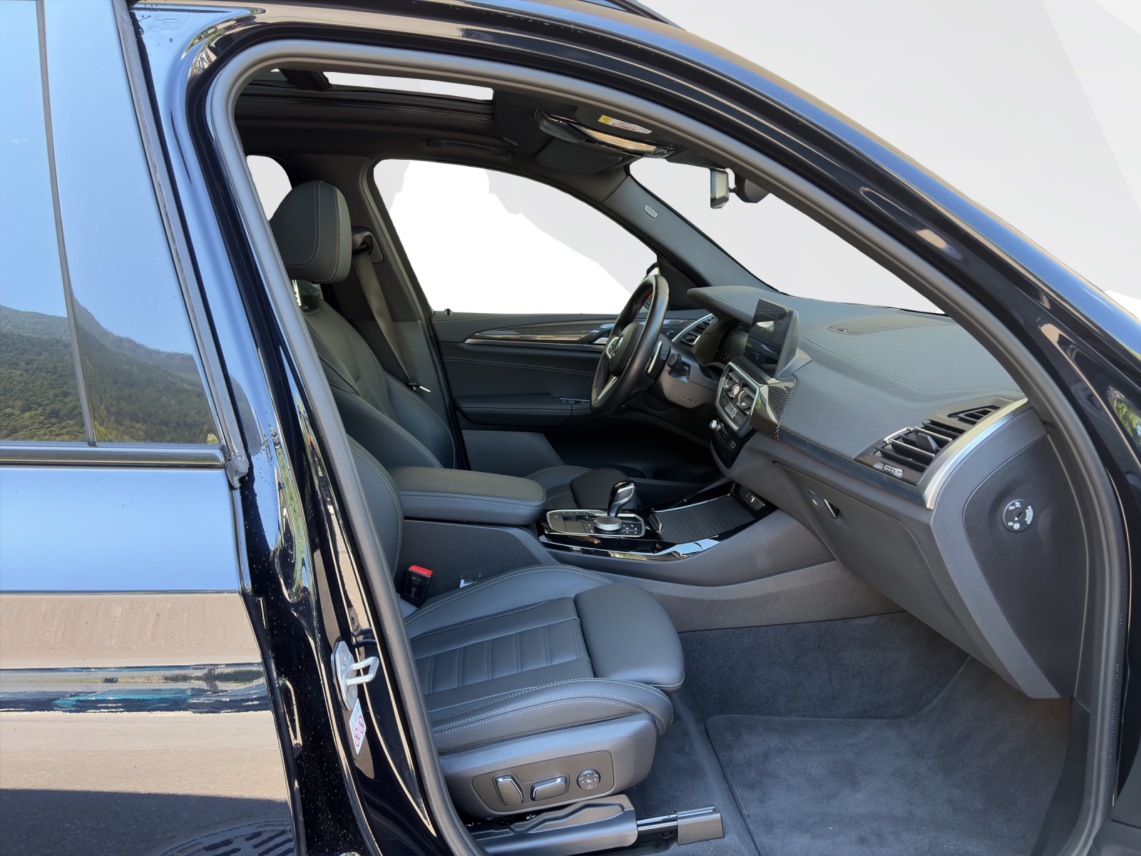 BMW X3 M40i xDrive-image-16
