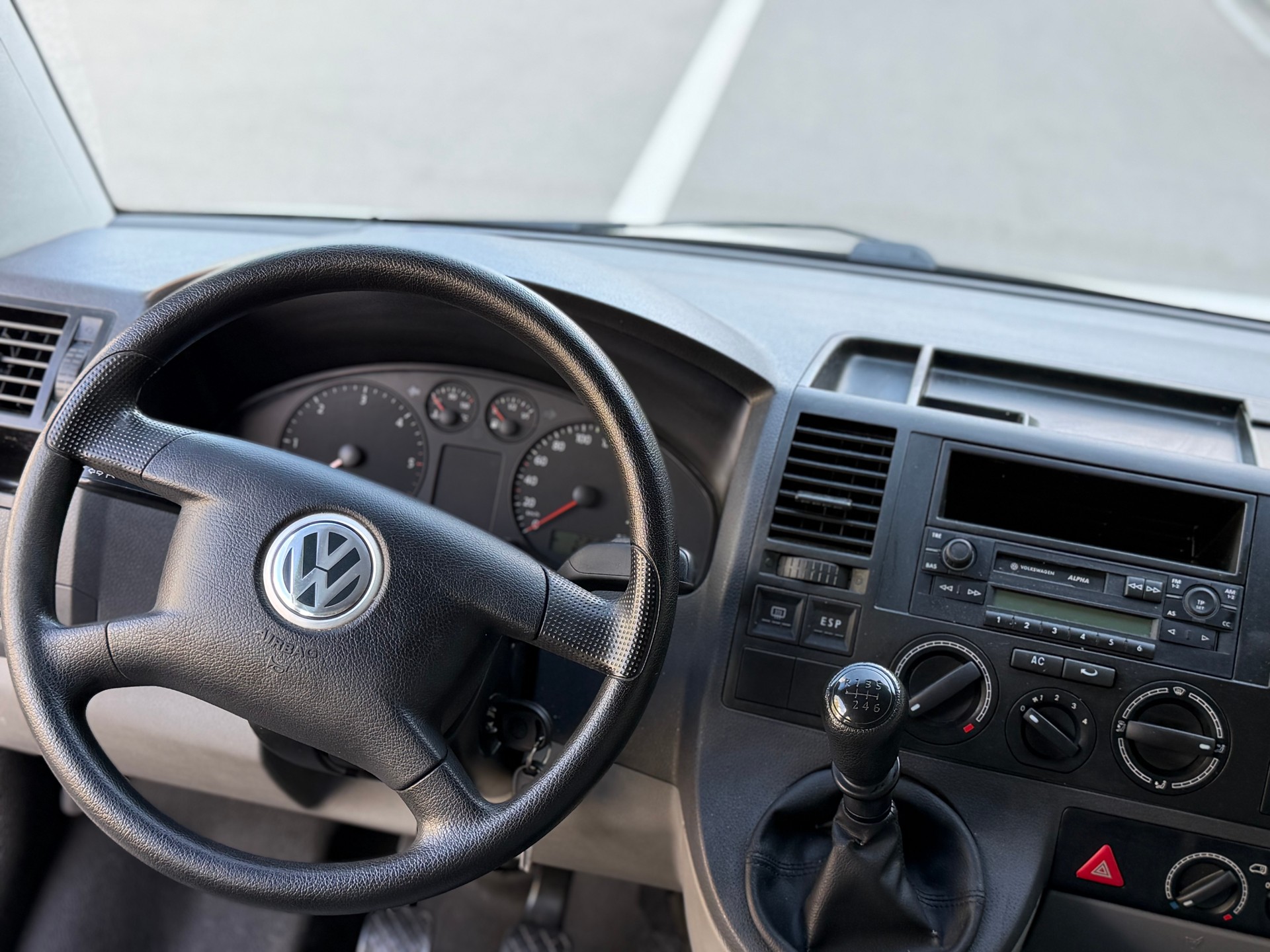 VW T5 2.5 TDI PD 4MOTION-image-10