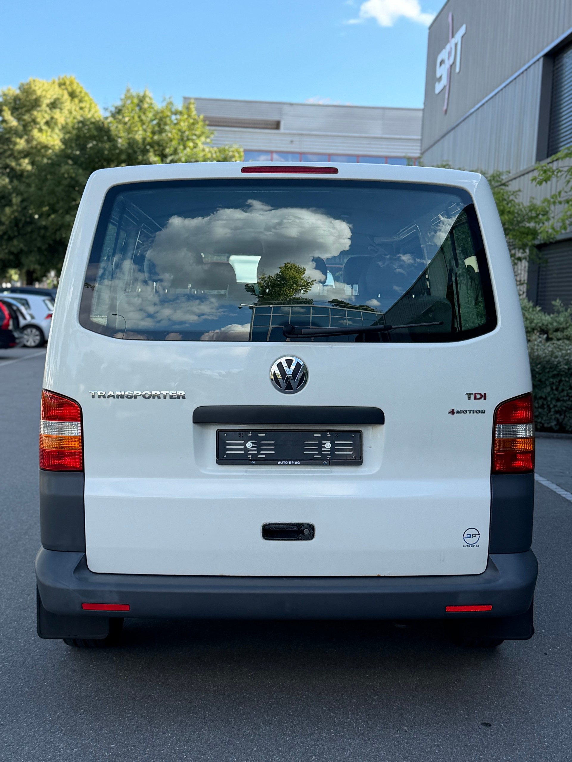 VW T5 2.5 TDI PD 4MOTION-image-4