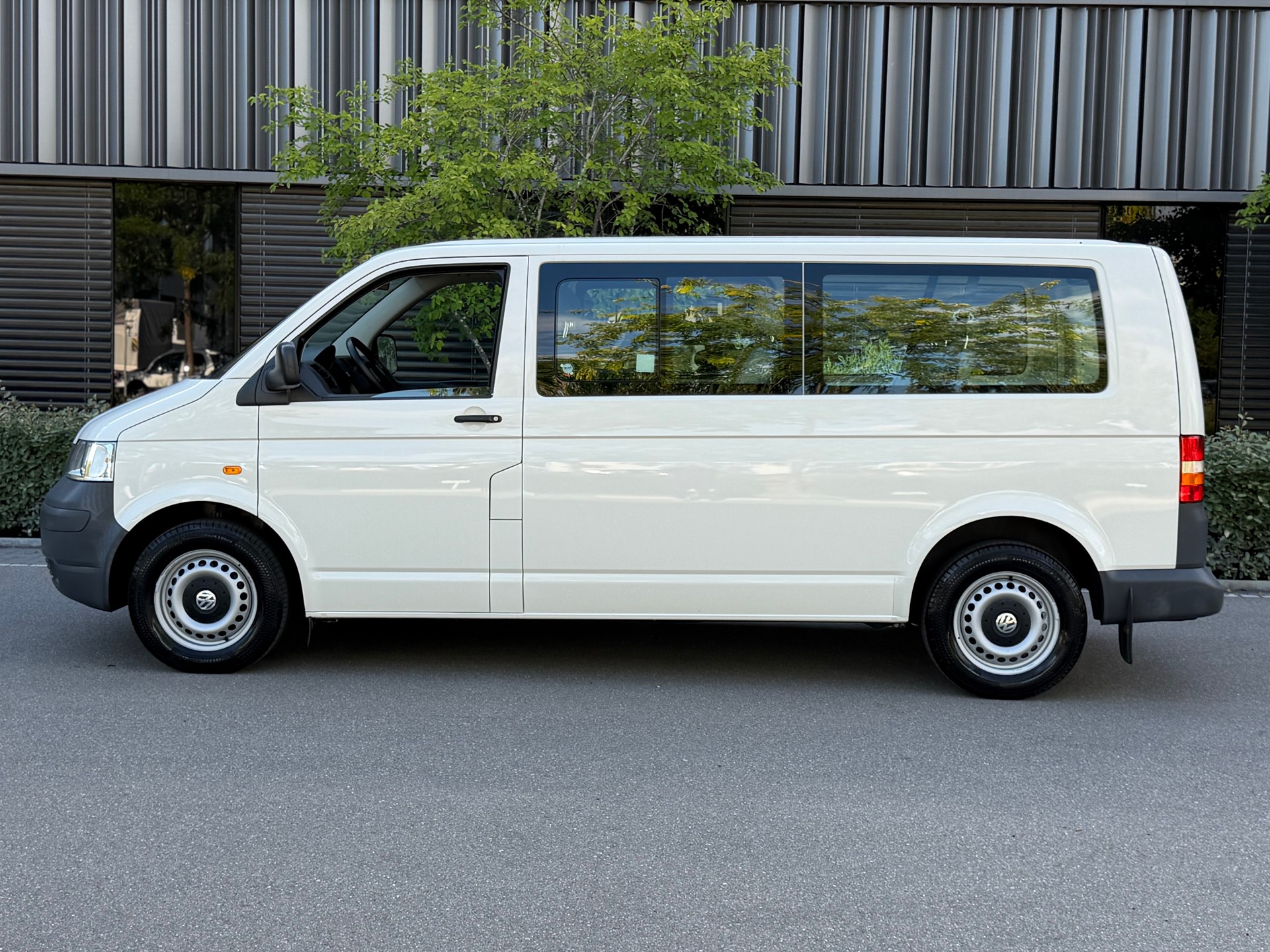 VW T5 2.5 TDI PD 4MOTION-image-6