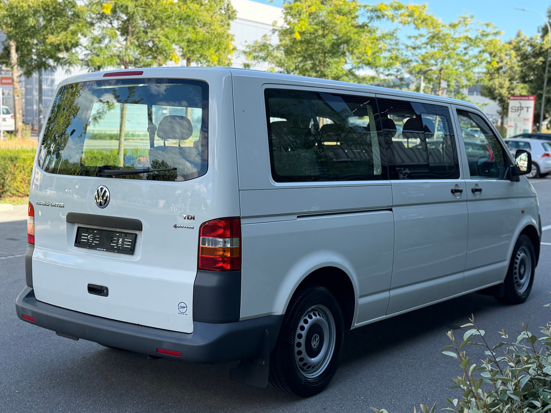 VW T5 2.5 TDI PD 4MOTION-image-3