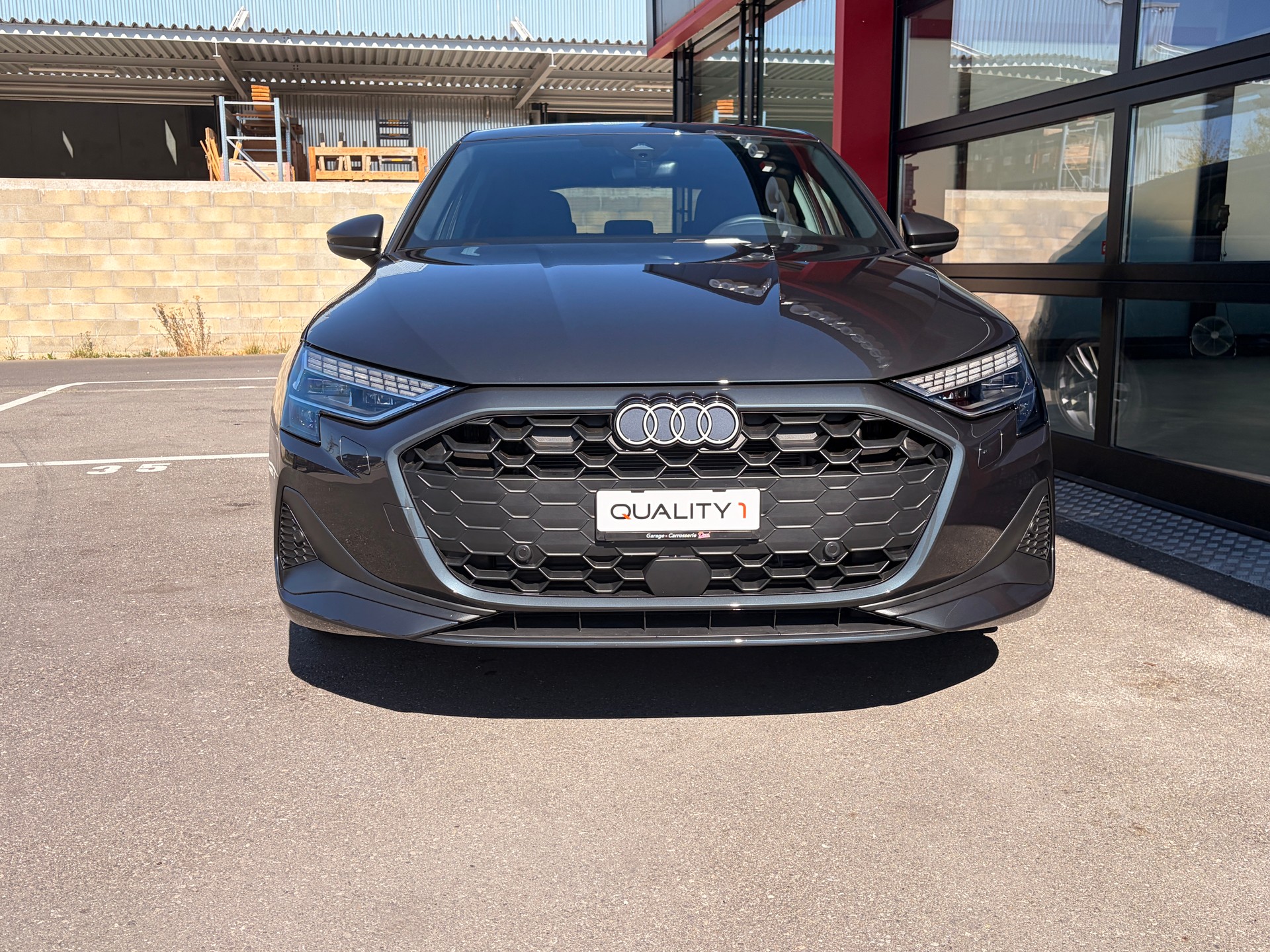 AUDI A3 Sportback 35 TFSI Attraction S-tronic-image-2
