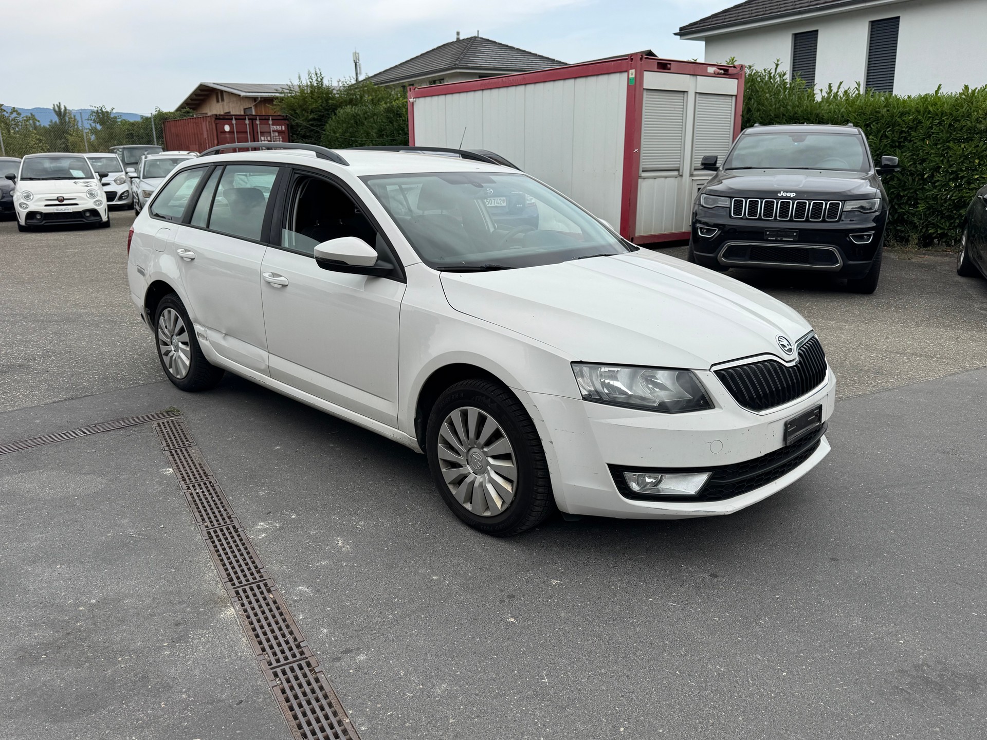 SKODA Octavia Combi 1.6 TDI Fresh 4x4-image-4