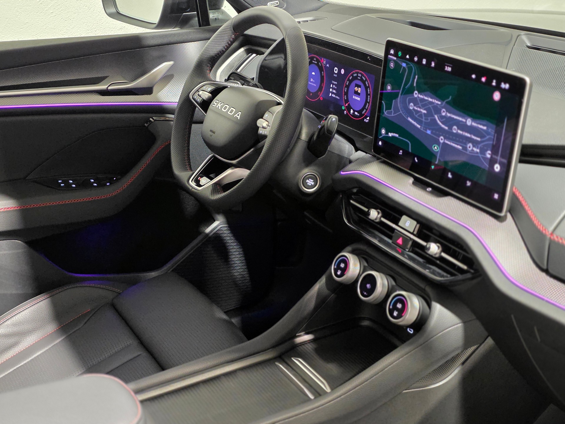 SKODA Kodiaq 2.0 TSI RS 4x4-image-23