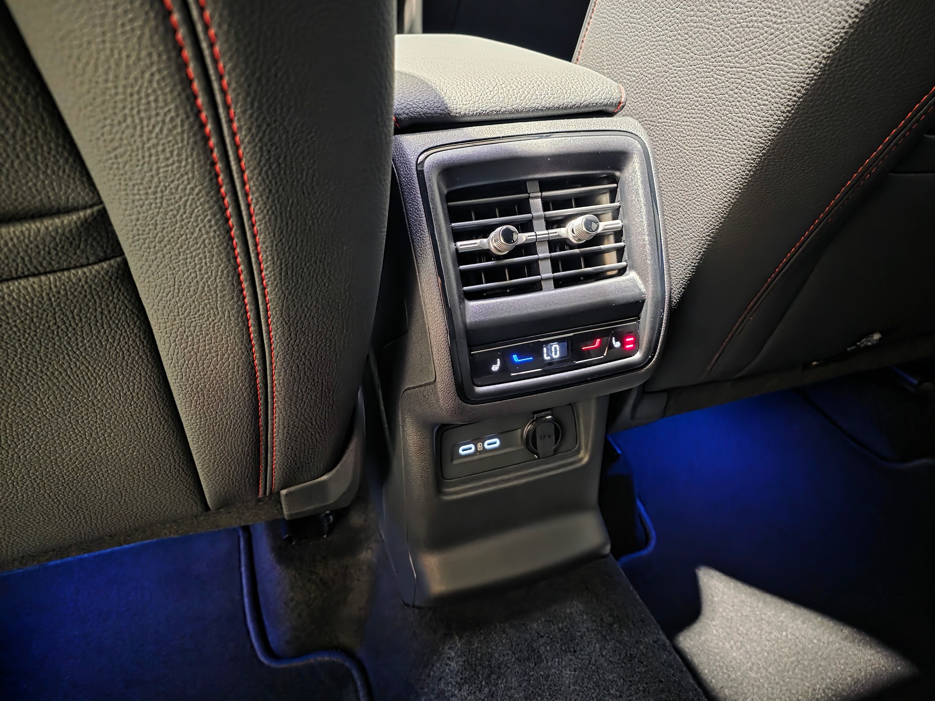 SKODA Kodiaq 2.0 TSI RS 4x4-image-19