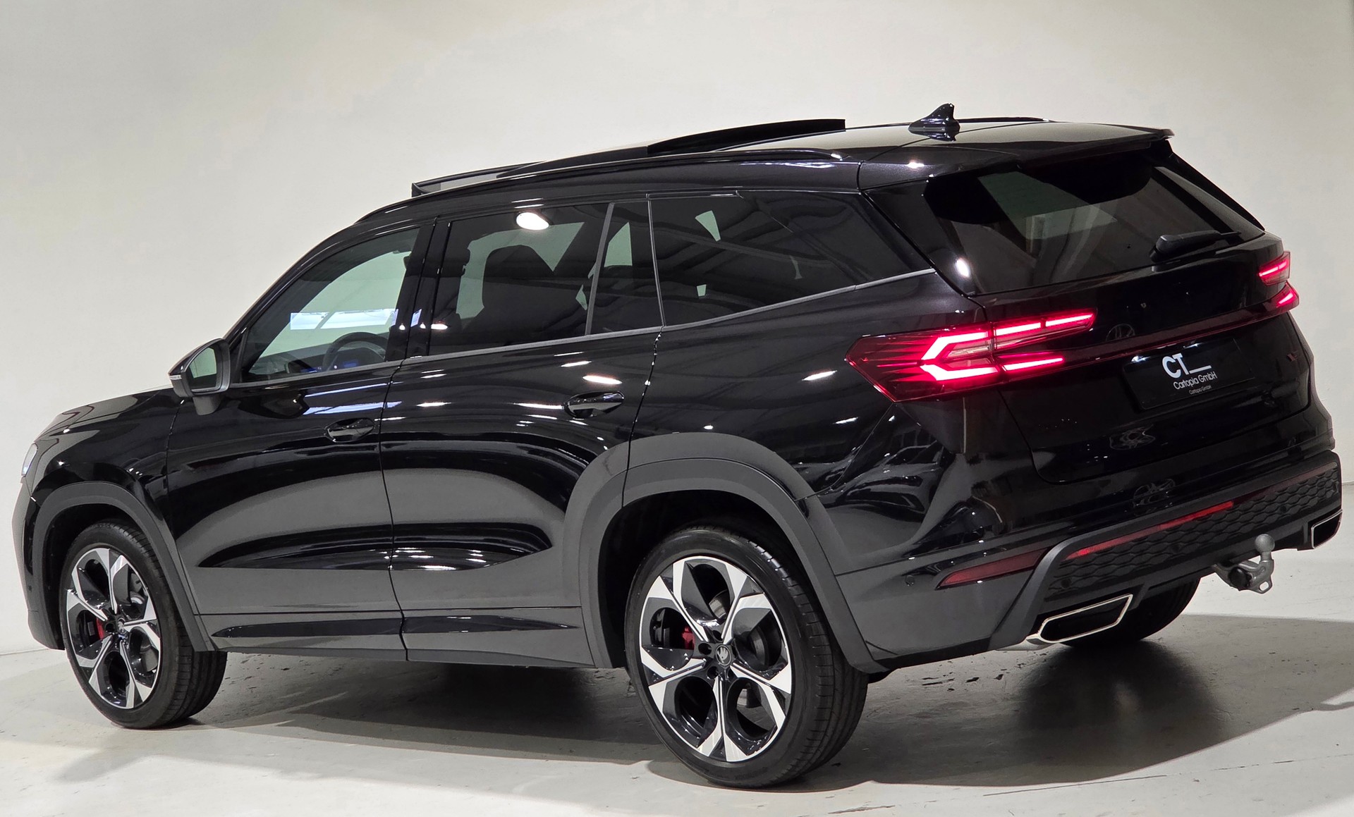 SKODA Kodiaq 2.0 TSI RS 4x4-image-2