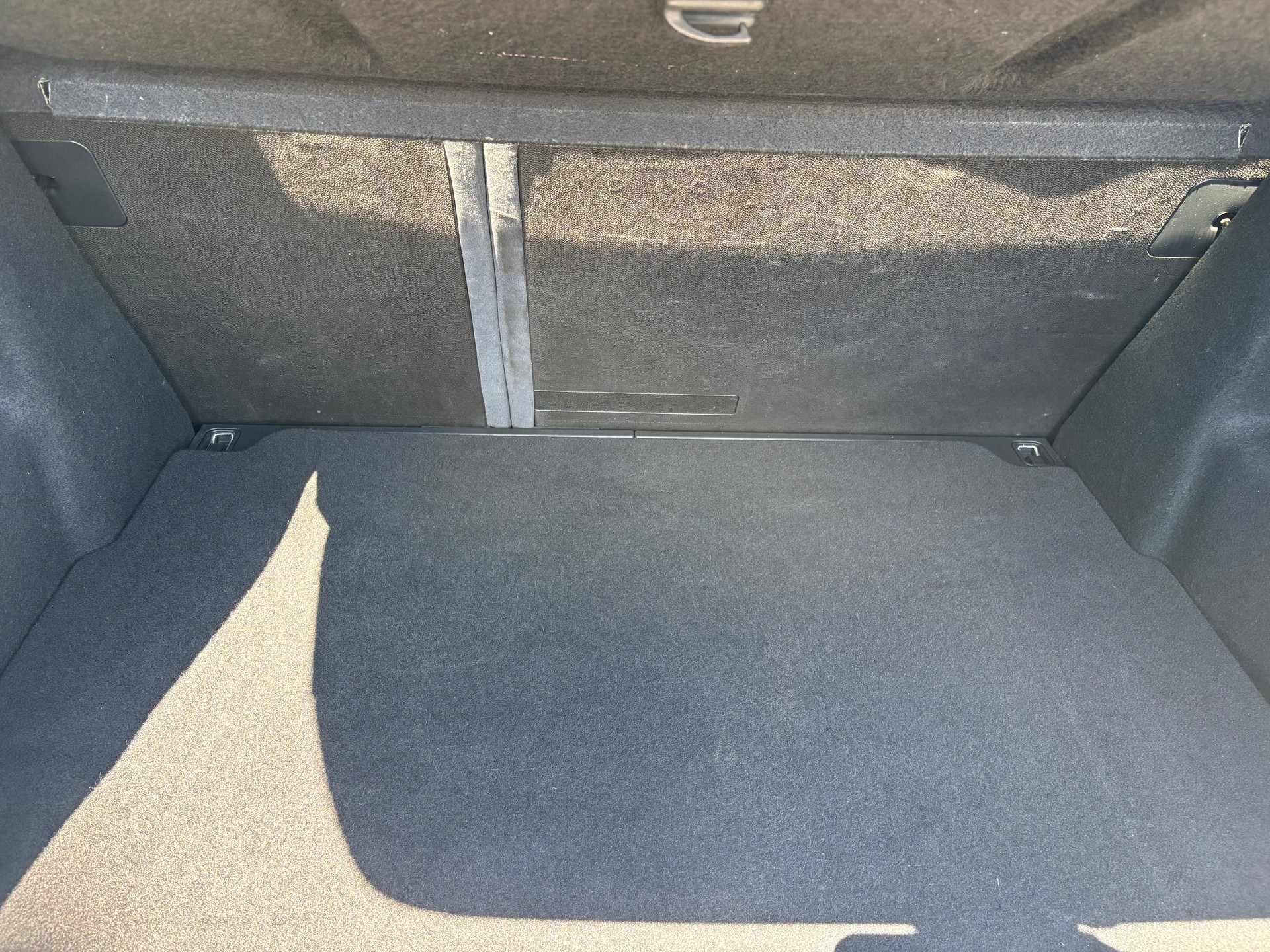 HYUNDAI i30 1.4 Comfort-image-5