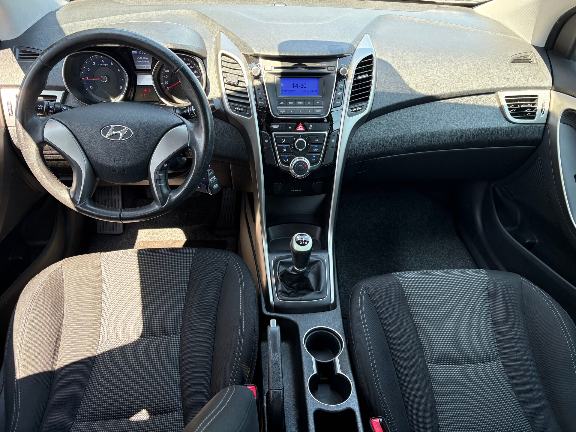 HYUNDAI i30 1.4 Comfort-image-3