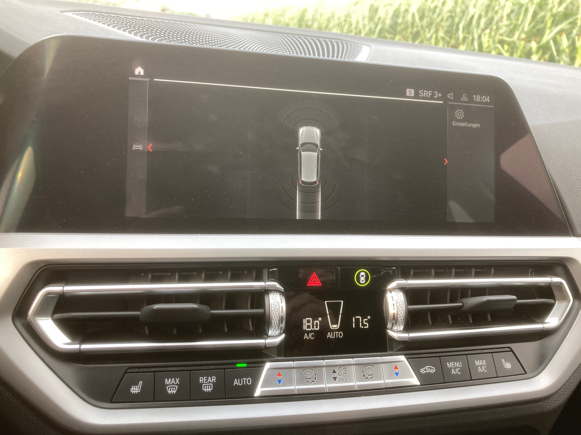 BMW 320d xDrive 48V Touring Steptronic-image-11