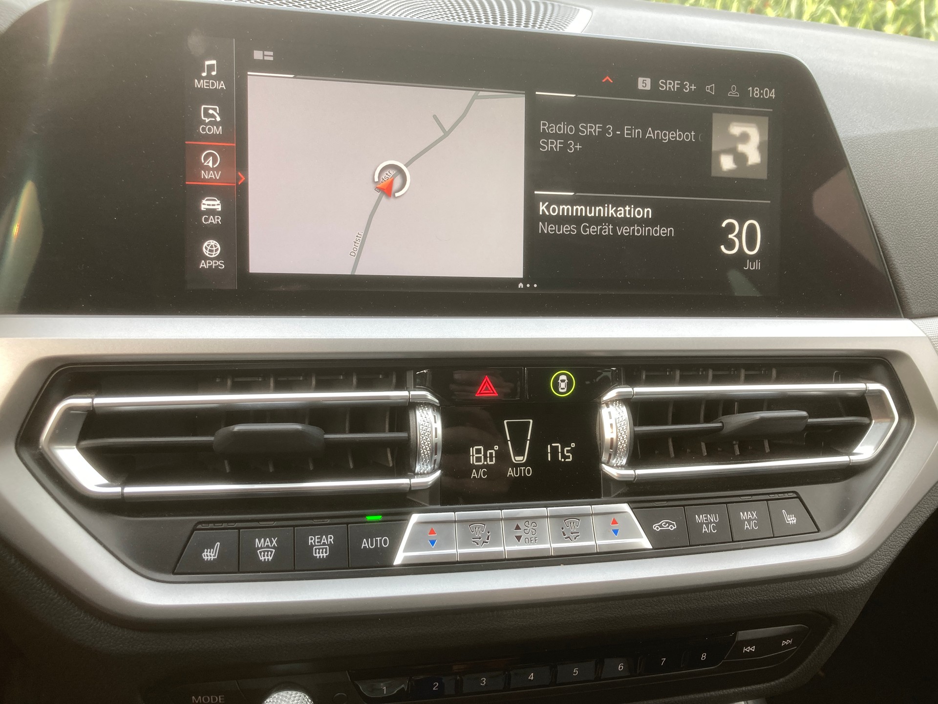 BMW 320d xDrive 48V Touring Steptronic-image-10