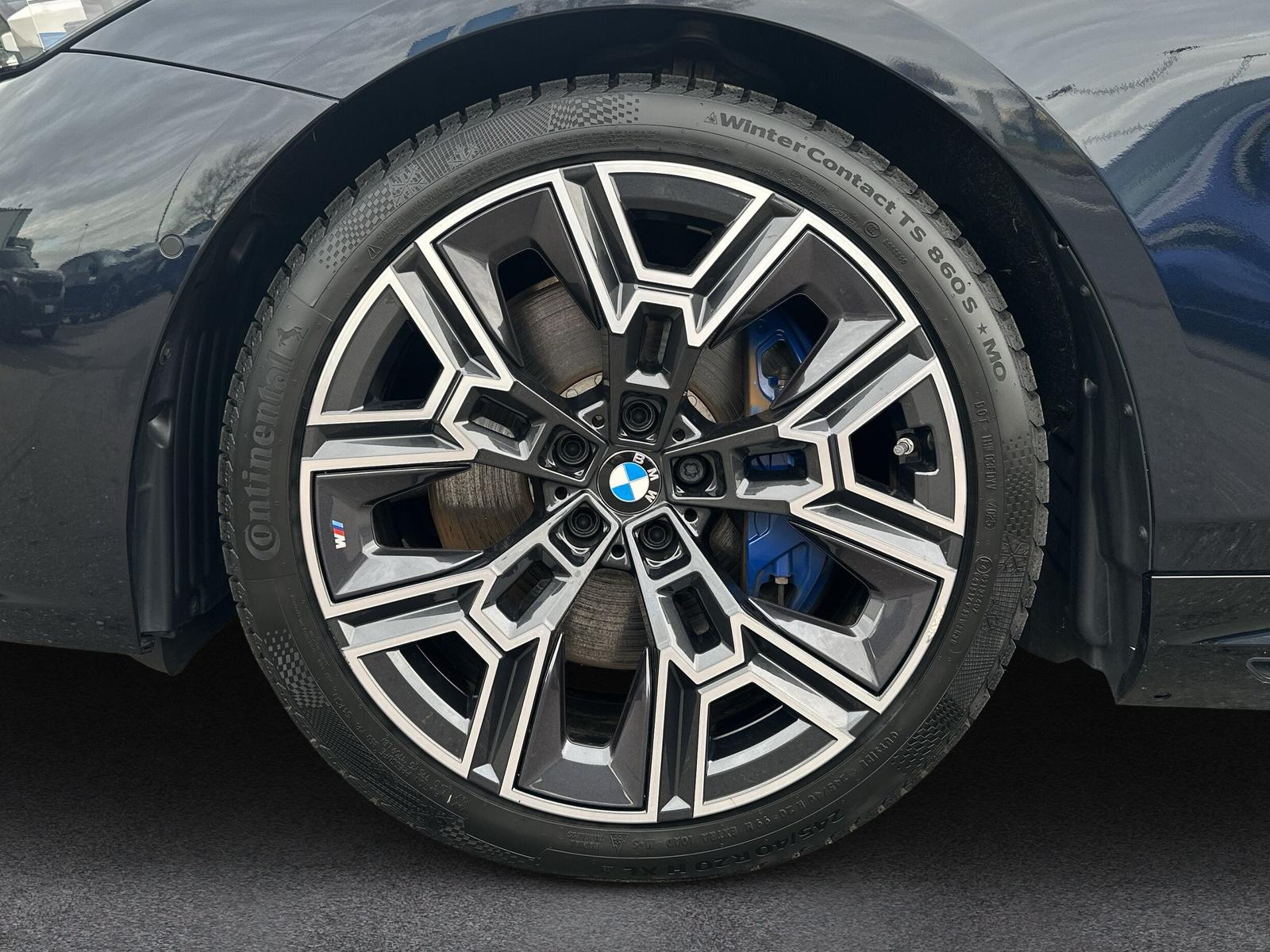 BMW i5 M60 xDrive M Sport Pro (CH) **Action de leasing à 1.9%**-image-9