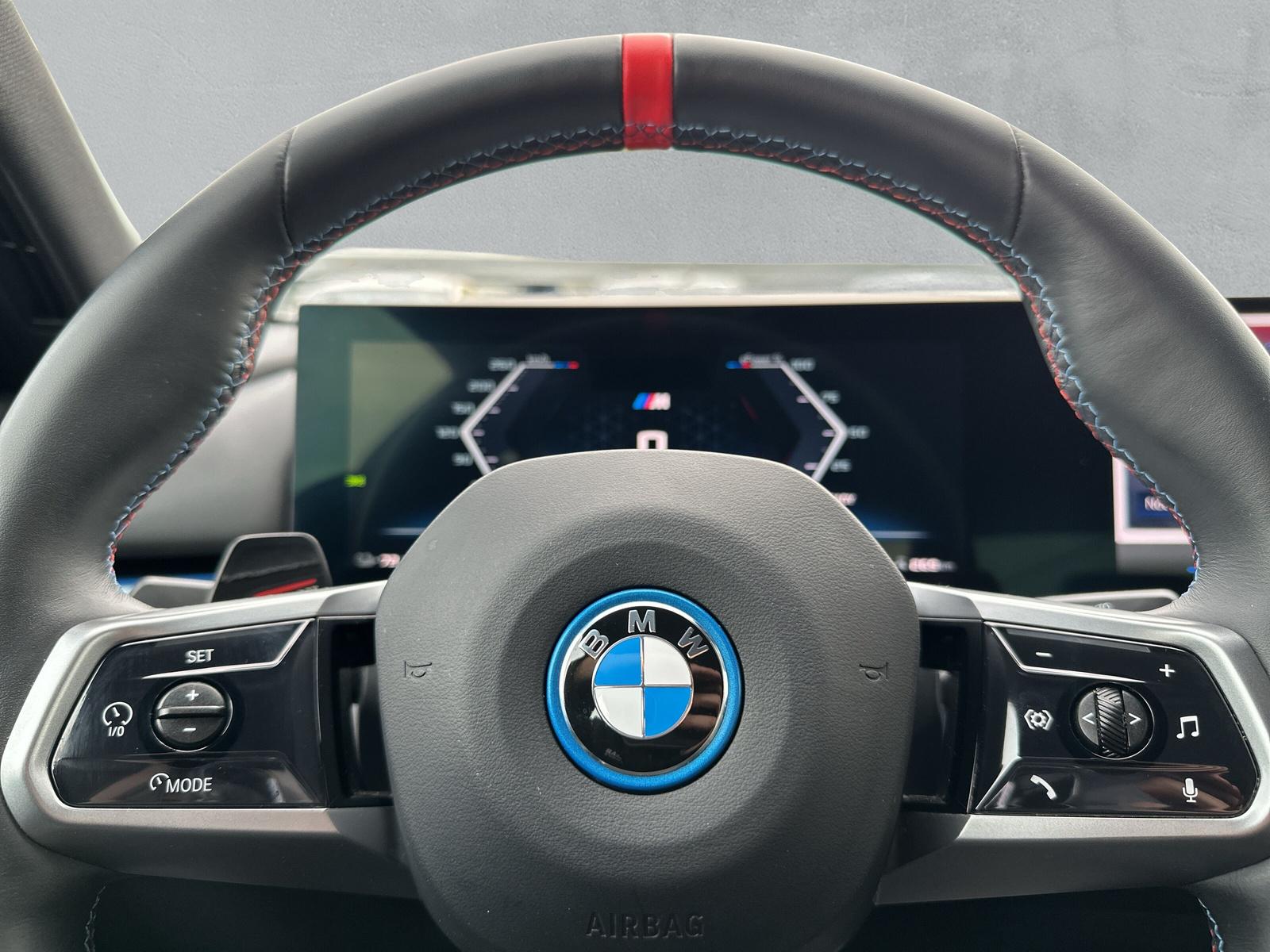 BMW i5 M60 xDrive M Sport Pro (CH) **Action de leasing à 1.9%**-image-18