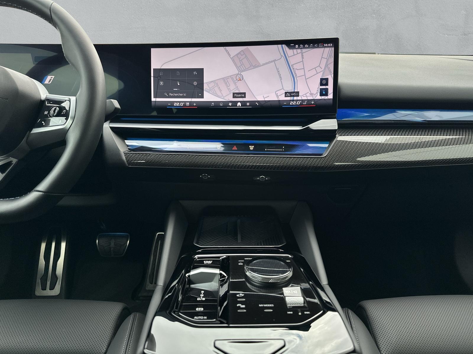 BMW i5 M60 xDrive M Sport Pro (CH) **Action de leasing à 1.9%**-image-14