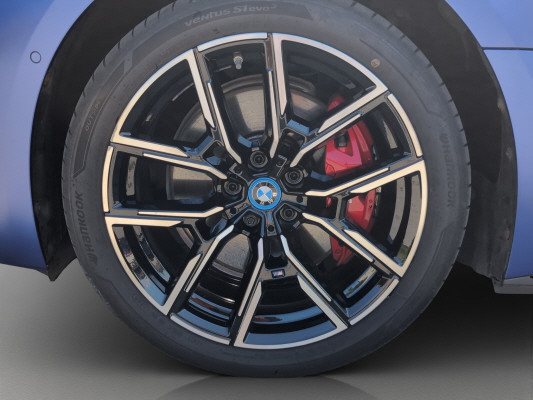 BMW i4 M50-image-12