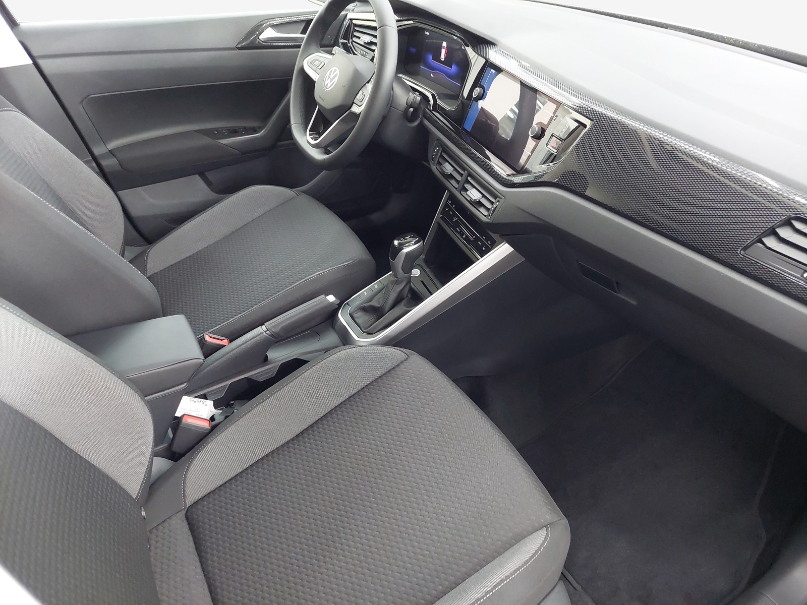 VW Polo 1.0 TSI Life DSG-image-14